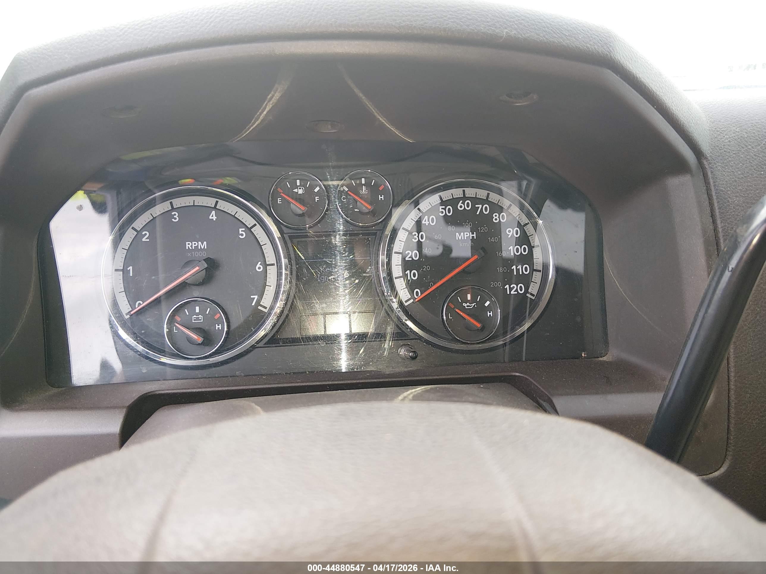 DODGE RAM image 7