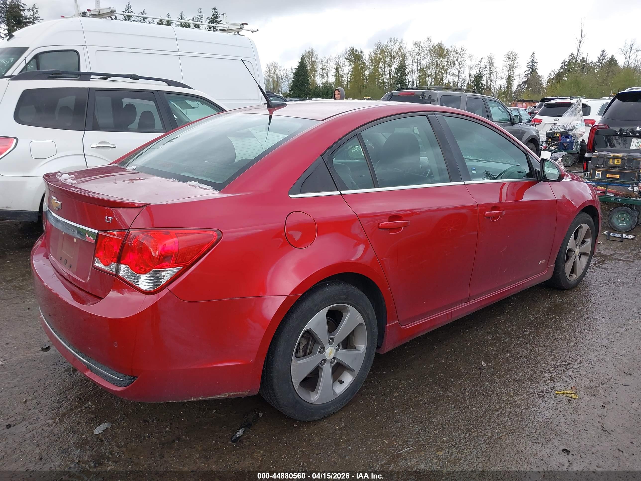 CHEVROLET CRUZE image 4