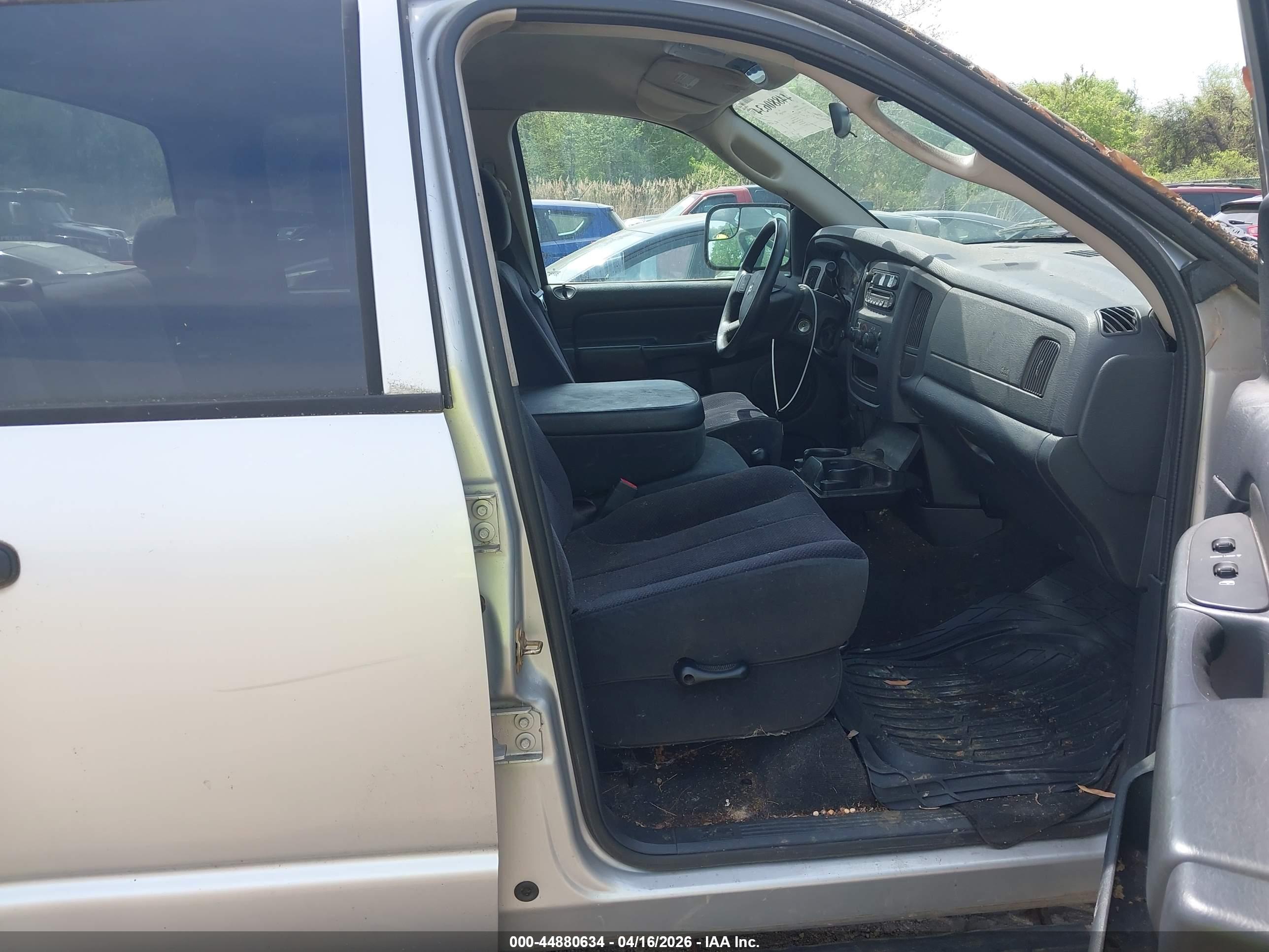 DODGE RAM image 5