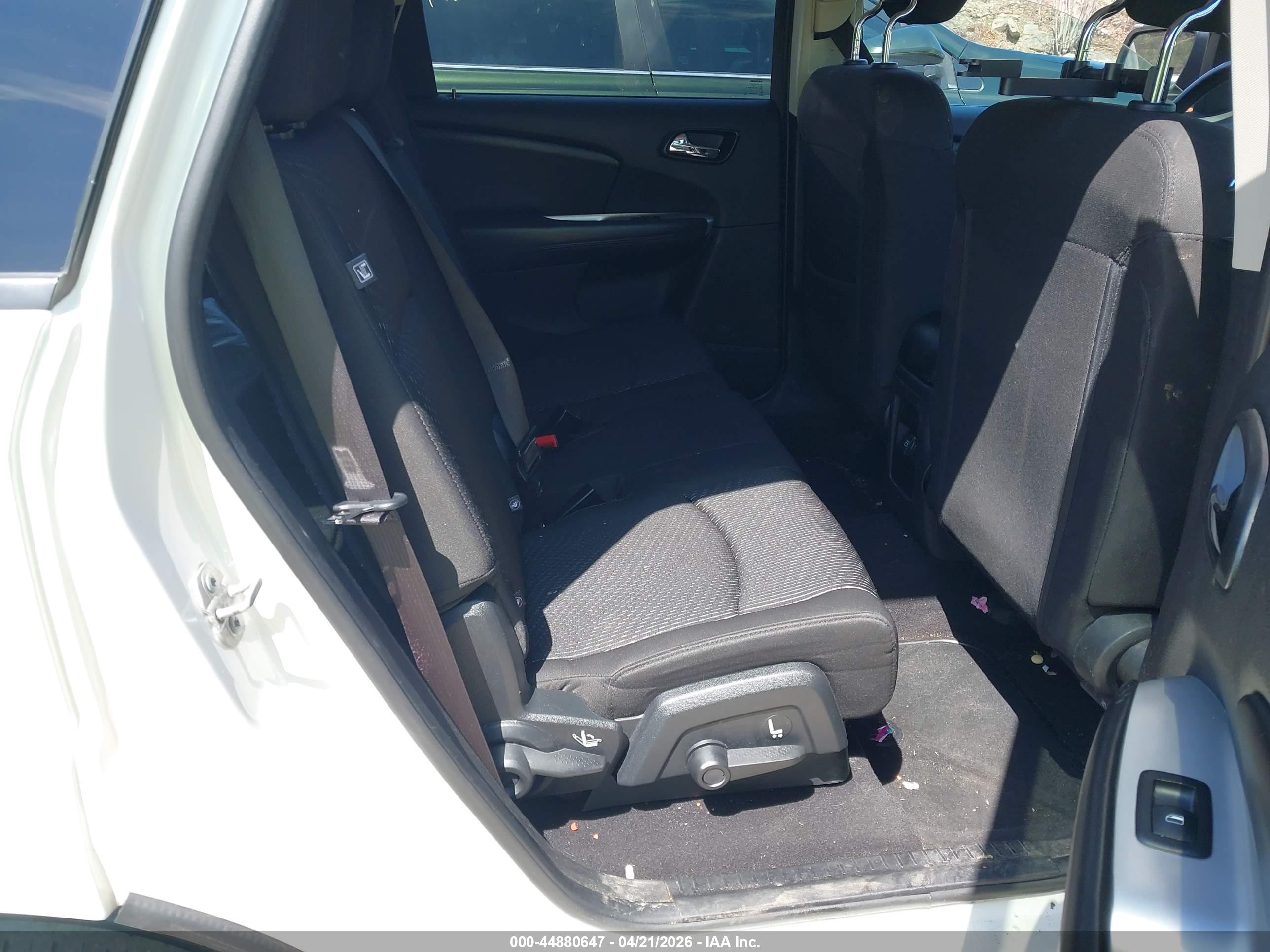DODGE JOURNEY image 8