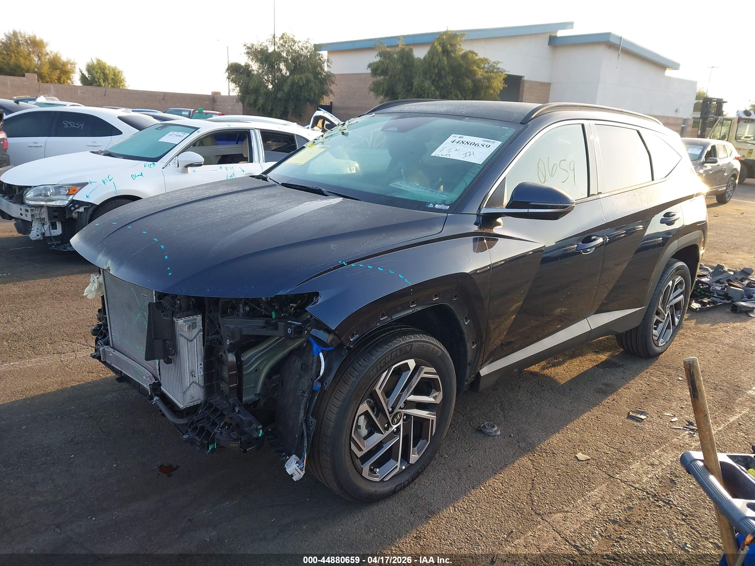 HYUNDAI TUCSON image 2