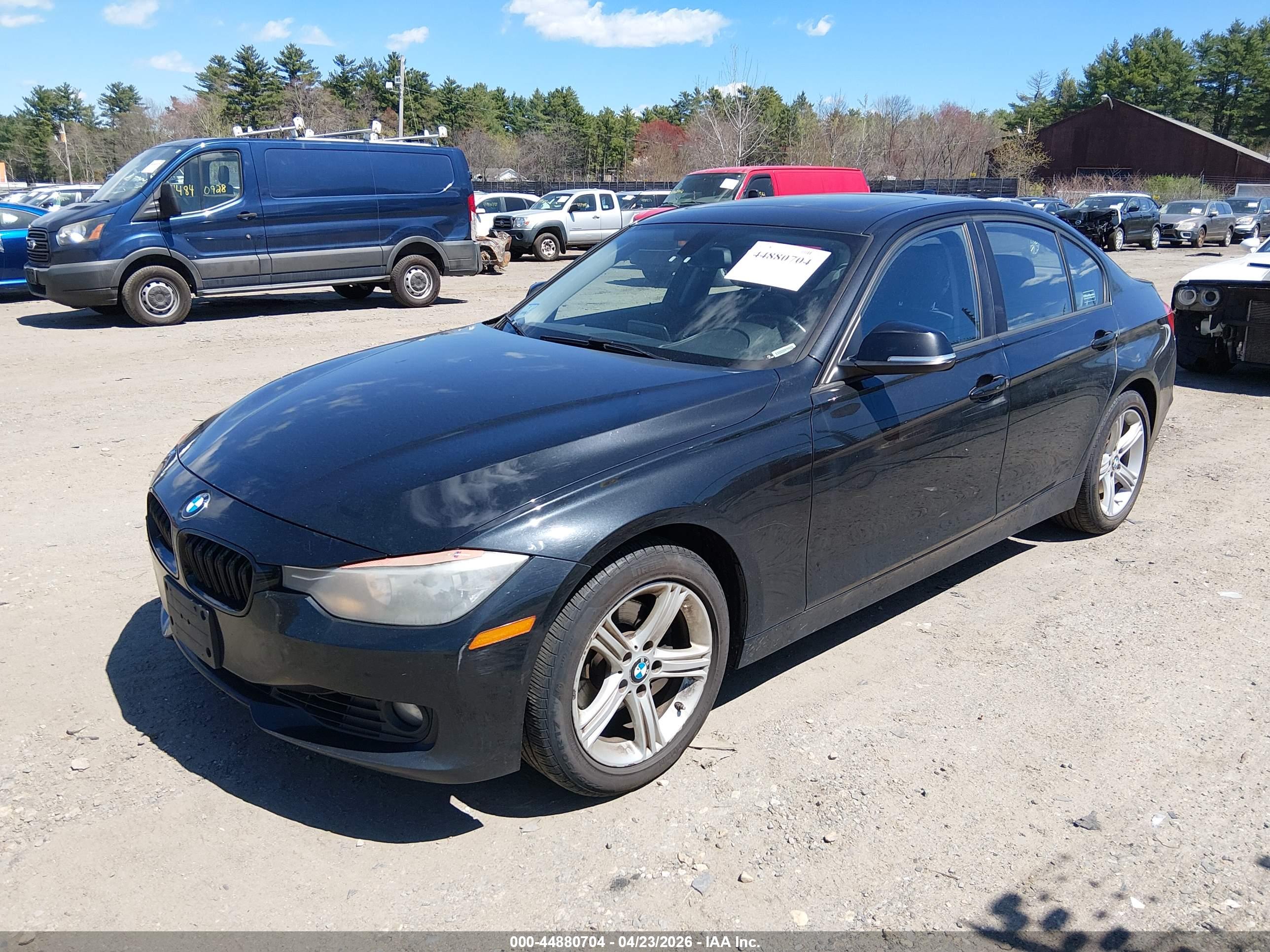 BMW 328I image 2