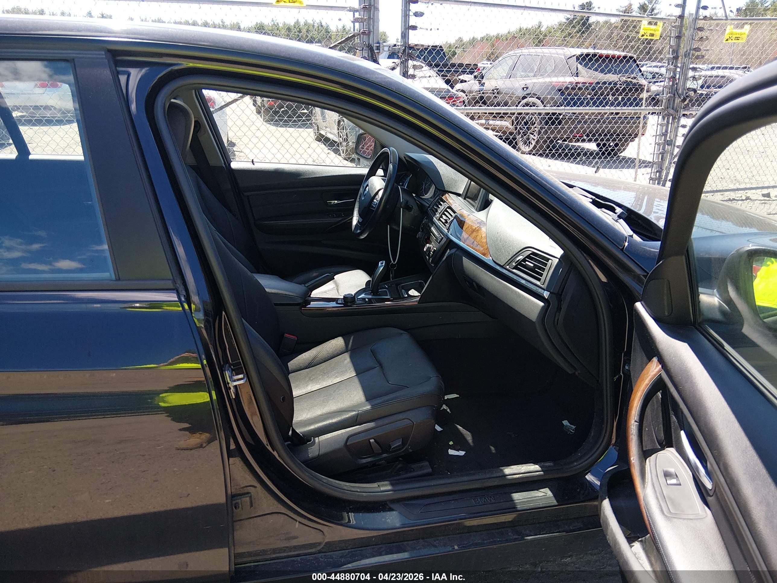 BMW 328I image 5