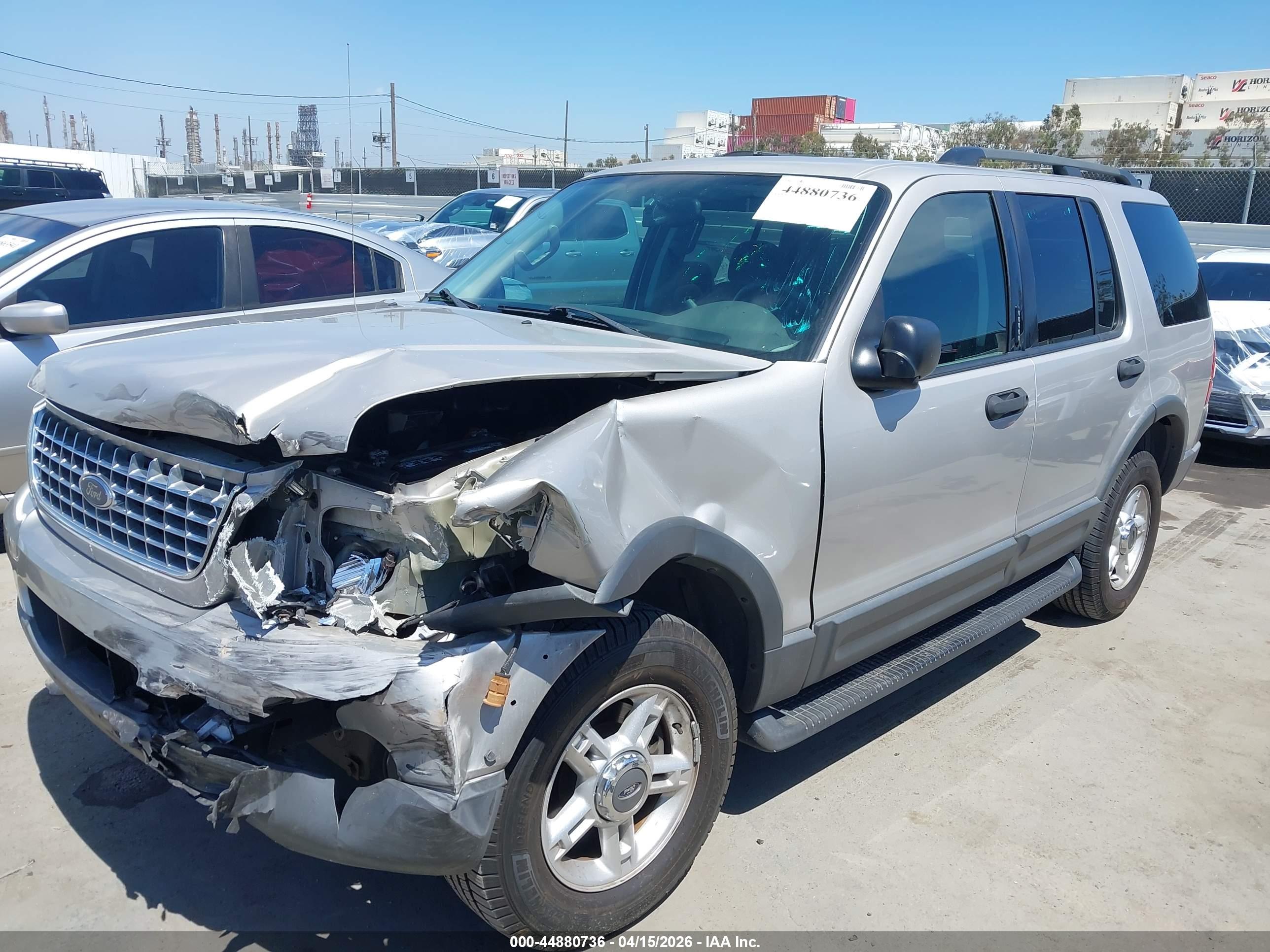 FORD EXPLORER image 2