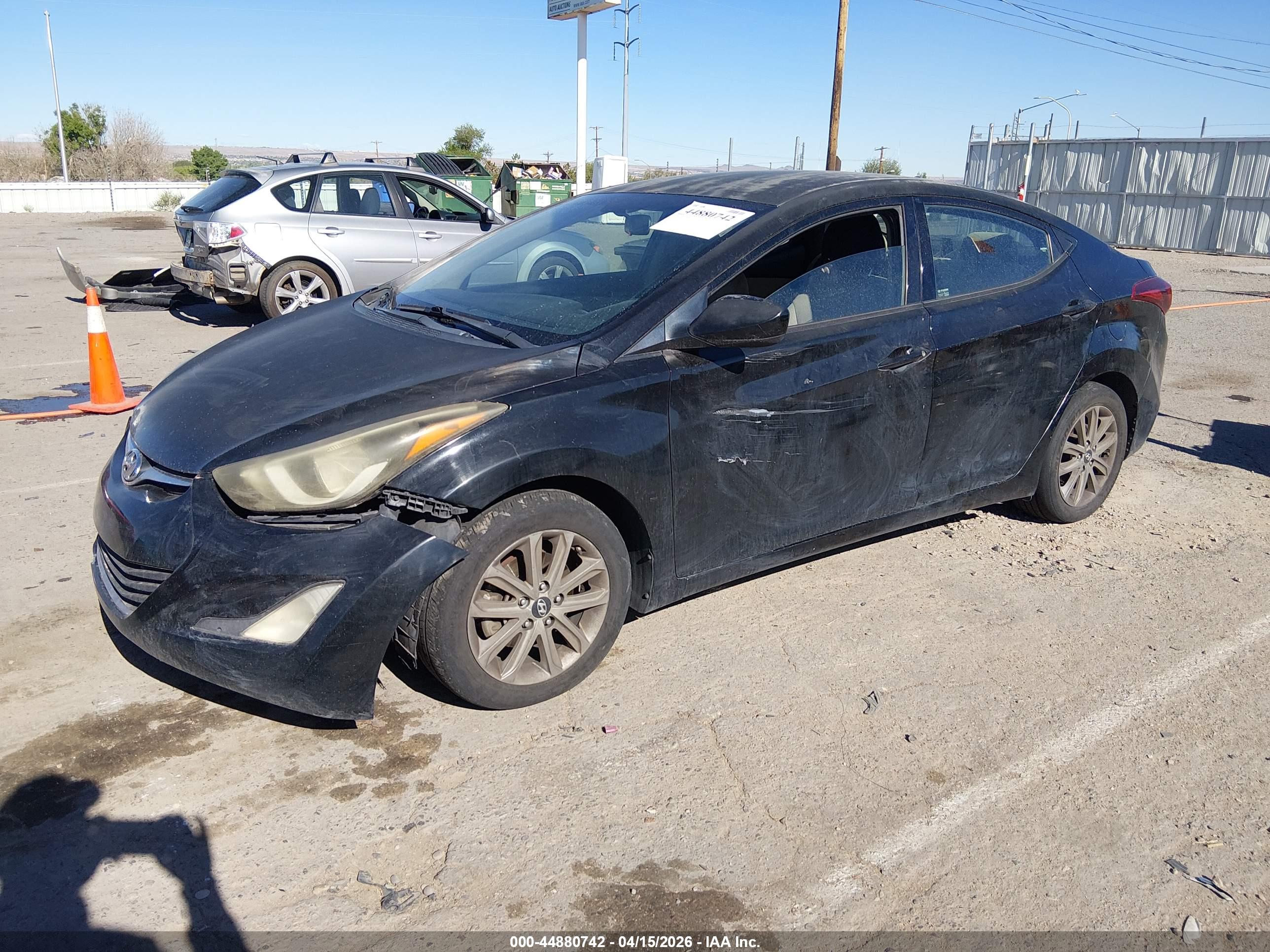 HYUNDAI ELANTRA image 2