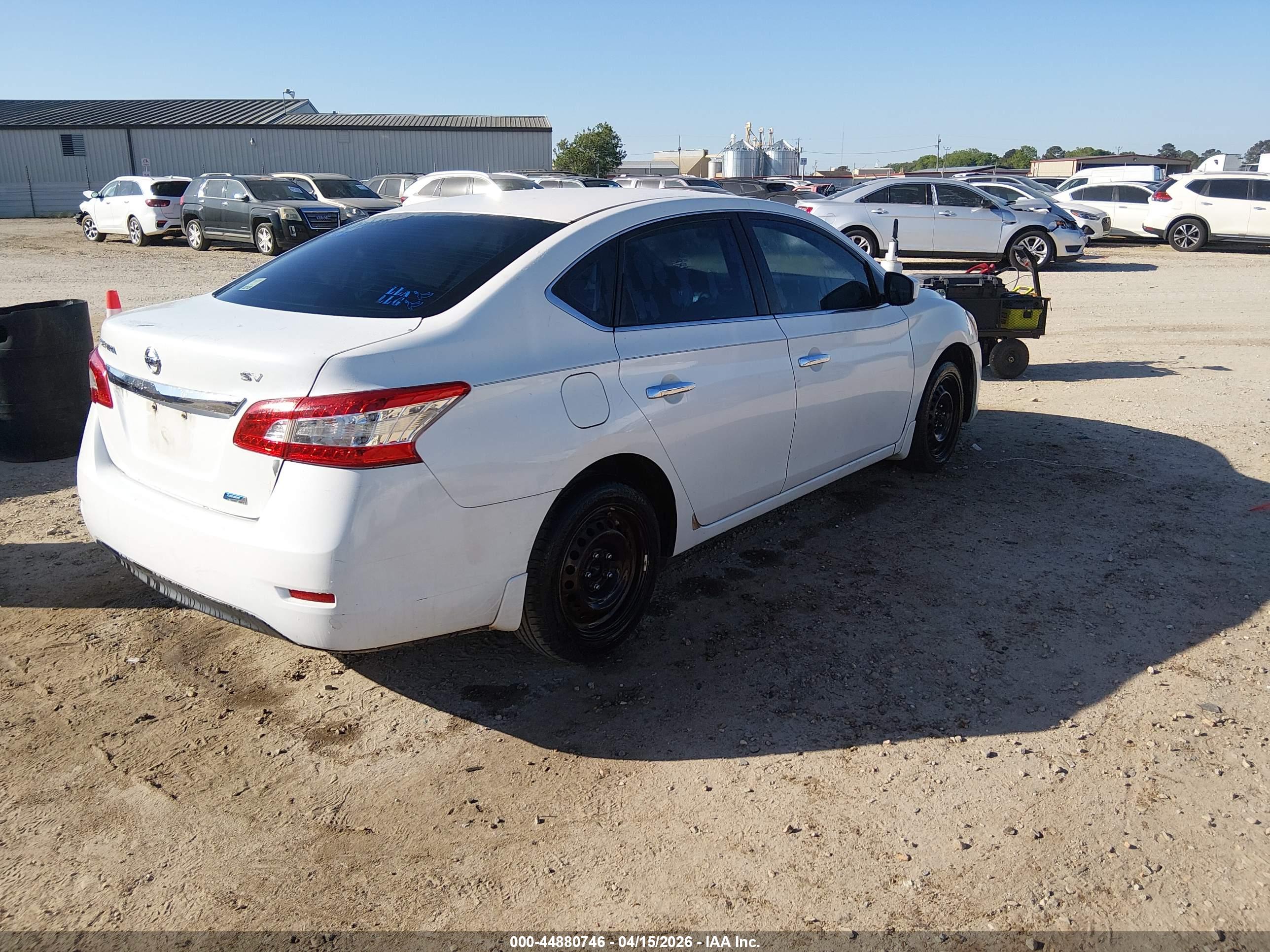 NISSAN SENTRA image 4