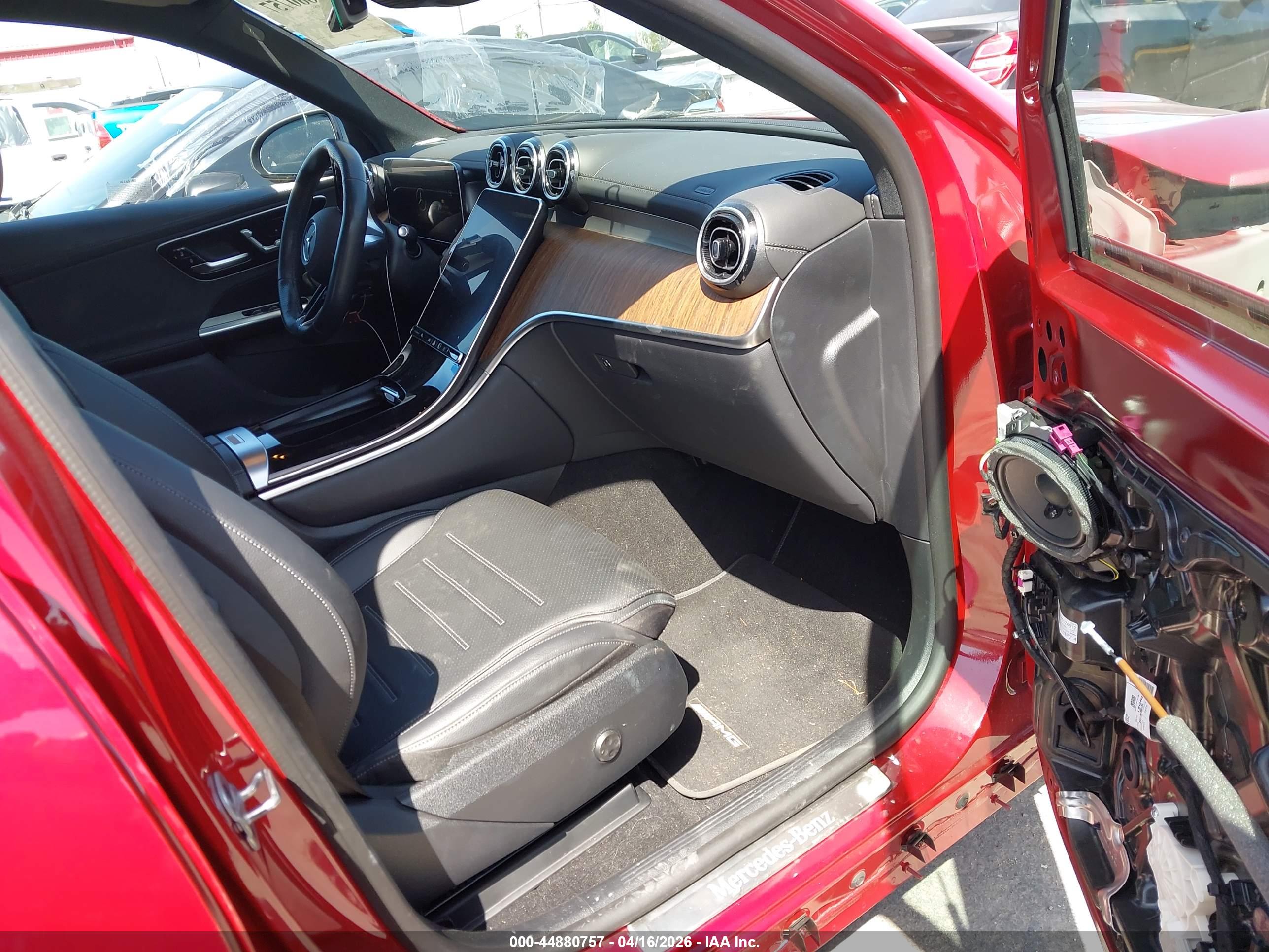 MERCEDES-BENZ GLC image 5