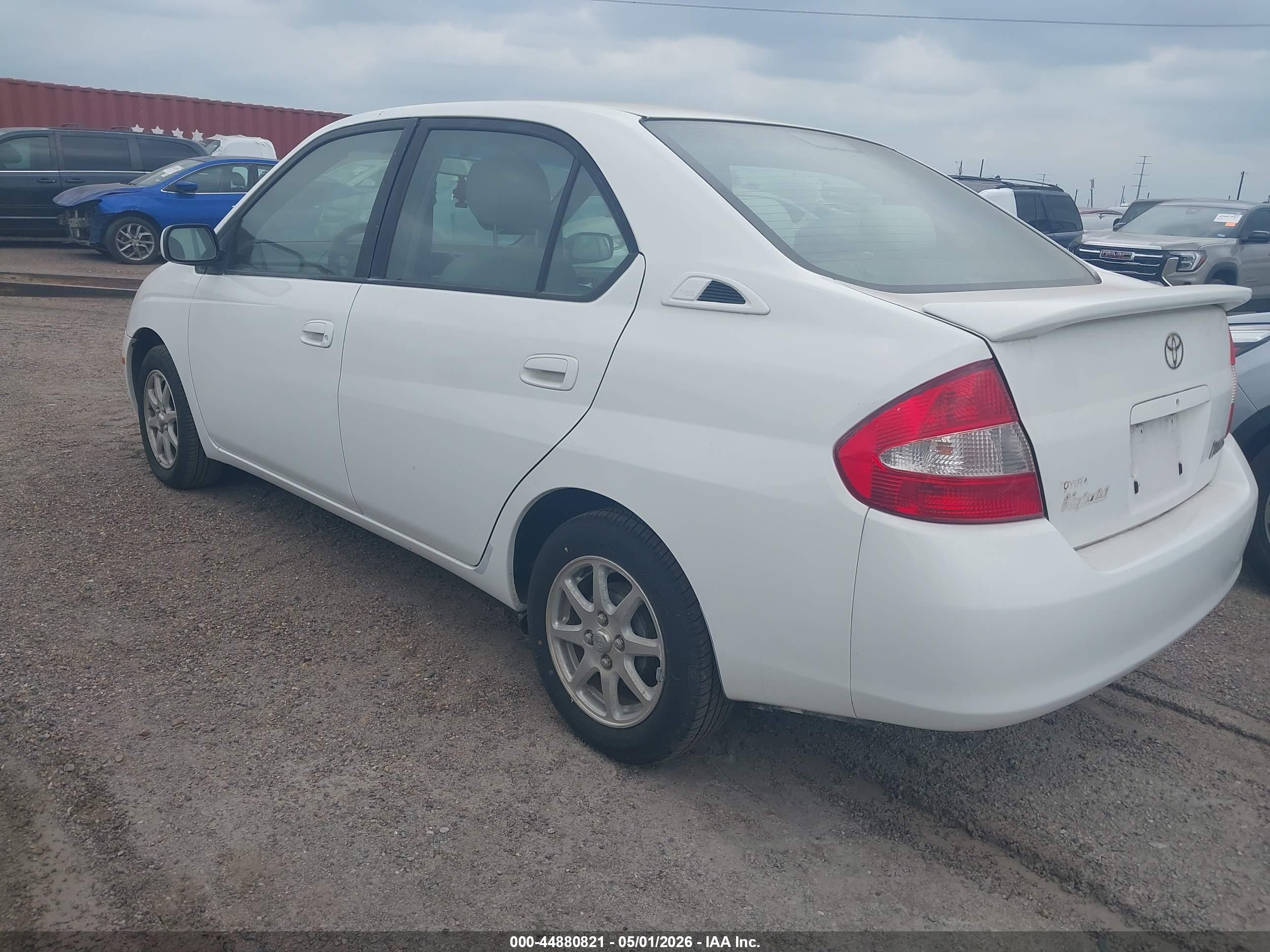 TOYOTA PRIUS image 3