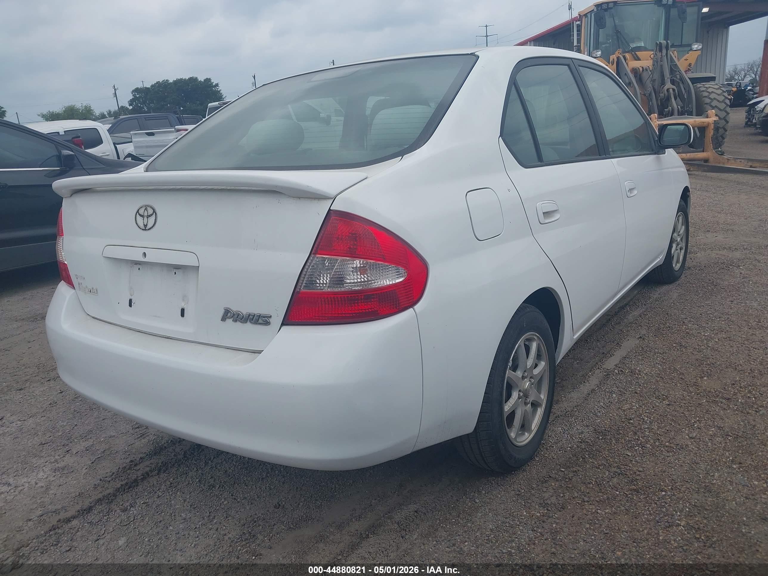 TOYOTA PRIUS image 4