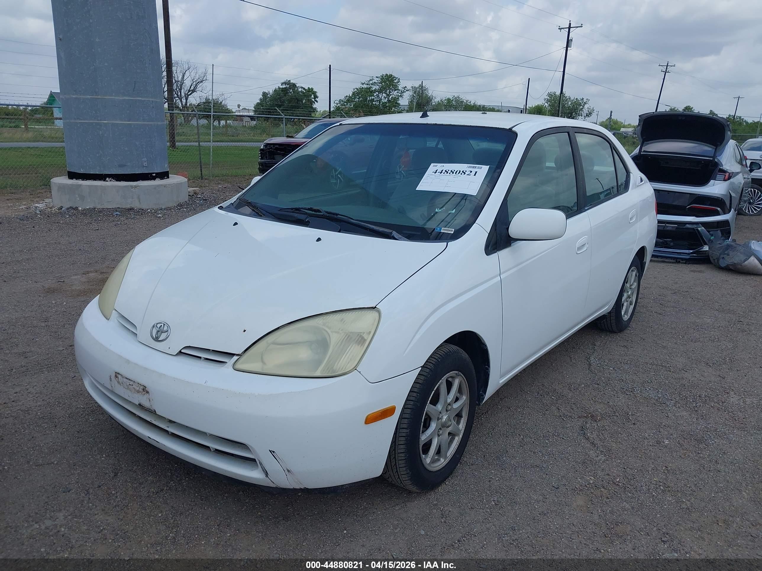 TOYOTA PRIUS image 6