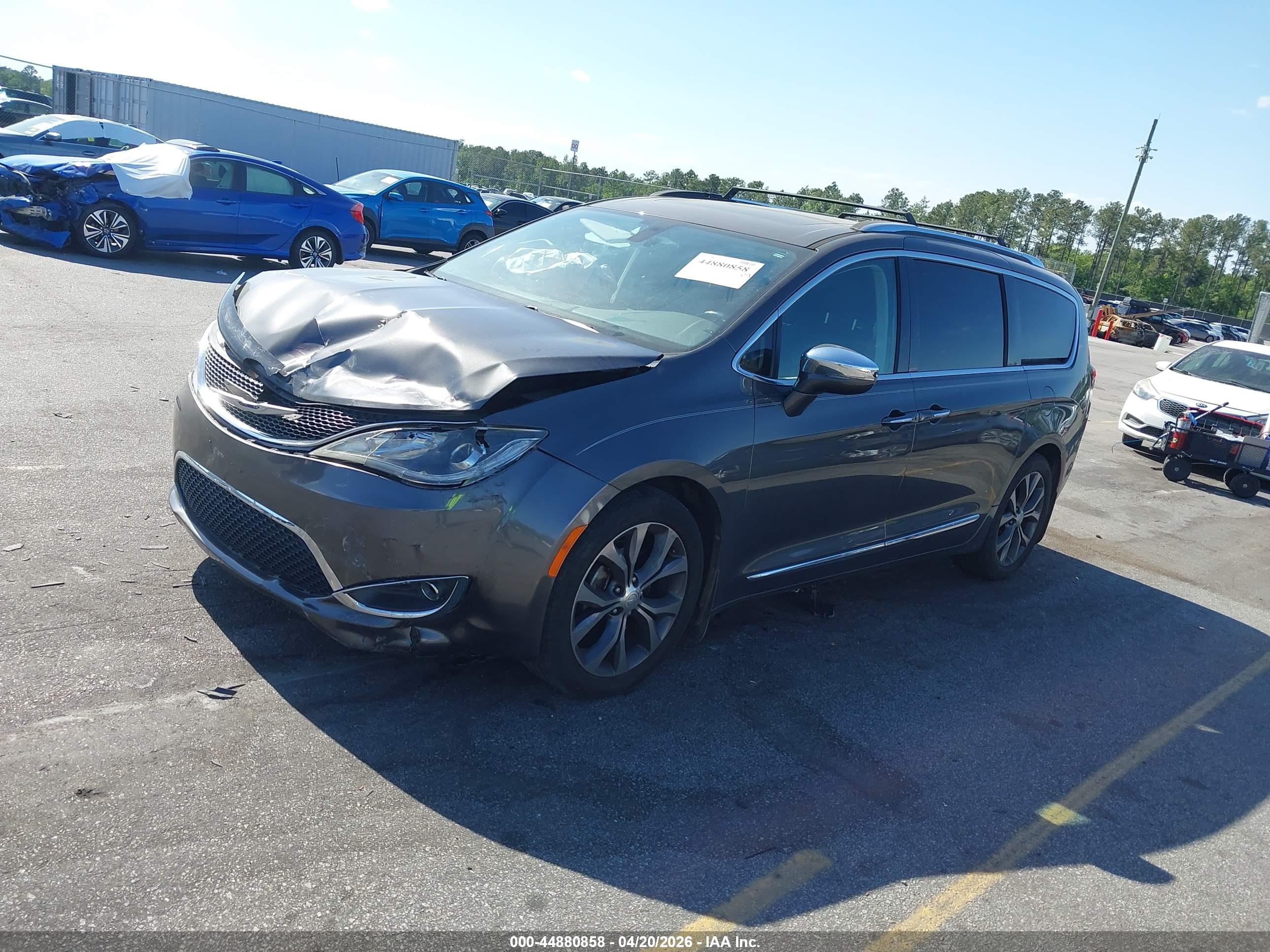 CHRYSLER PACIFICA image 2