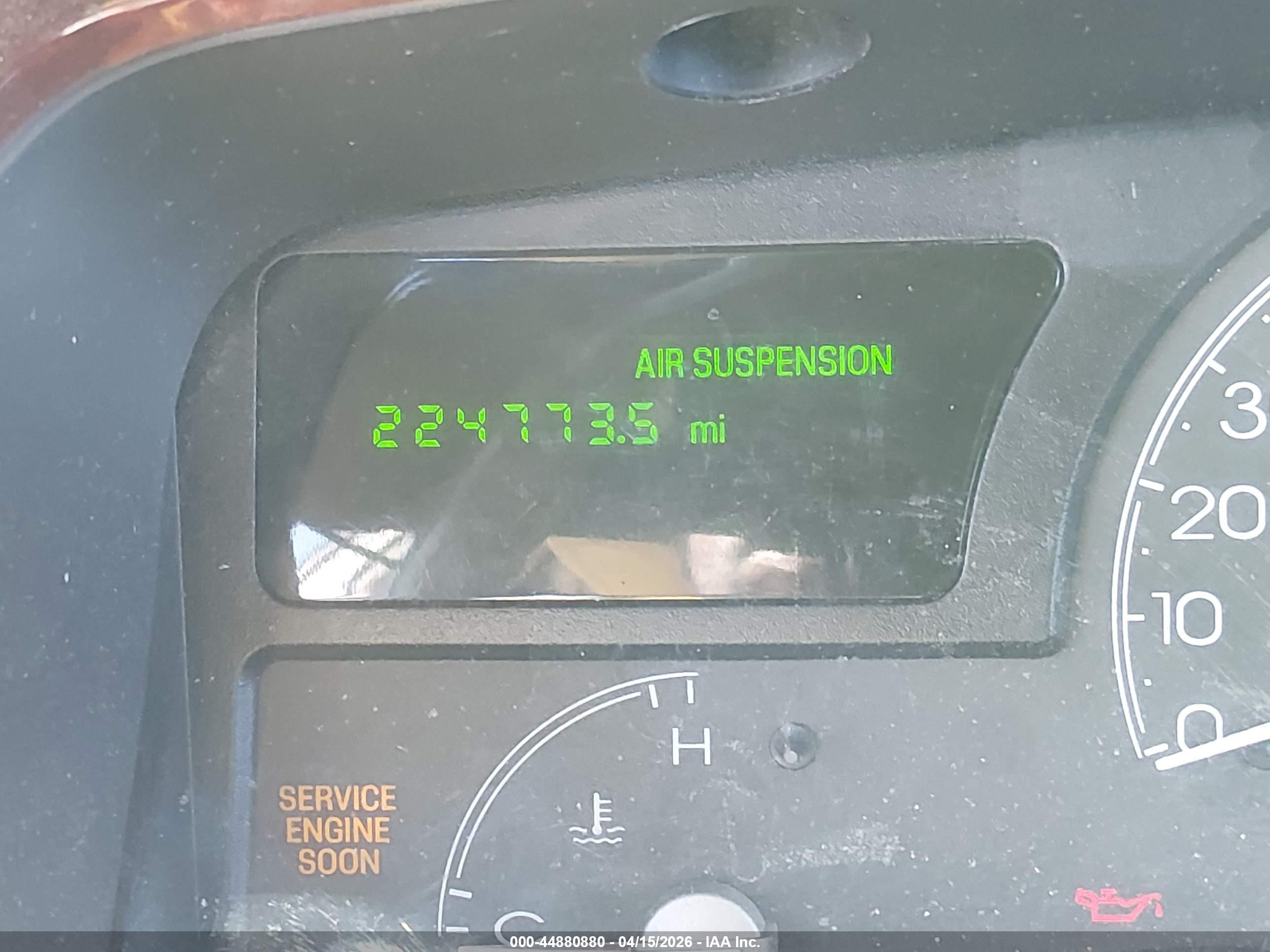 LINCOLN TOWN image 7