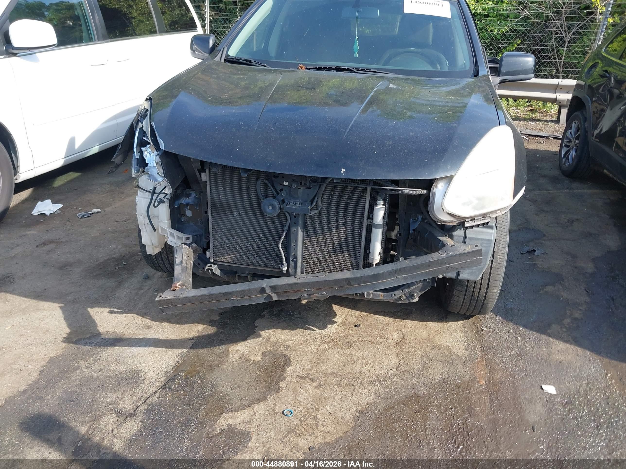 NISSAN ROGUE image 6