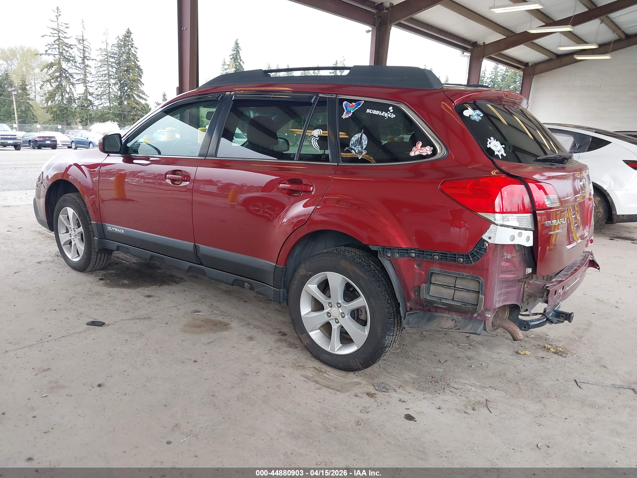 SUBARU OUTBACK image 3