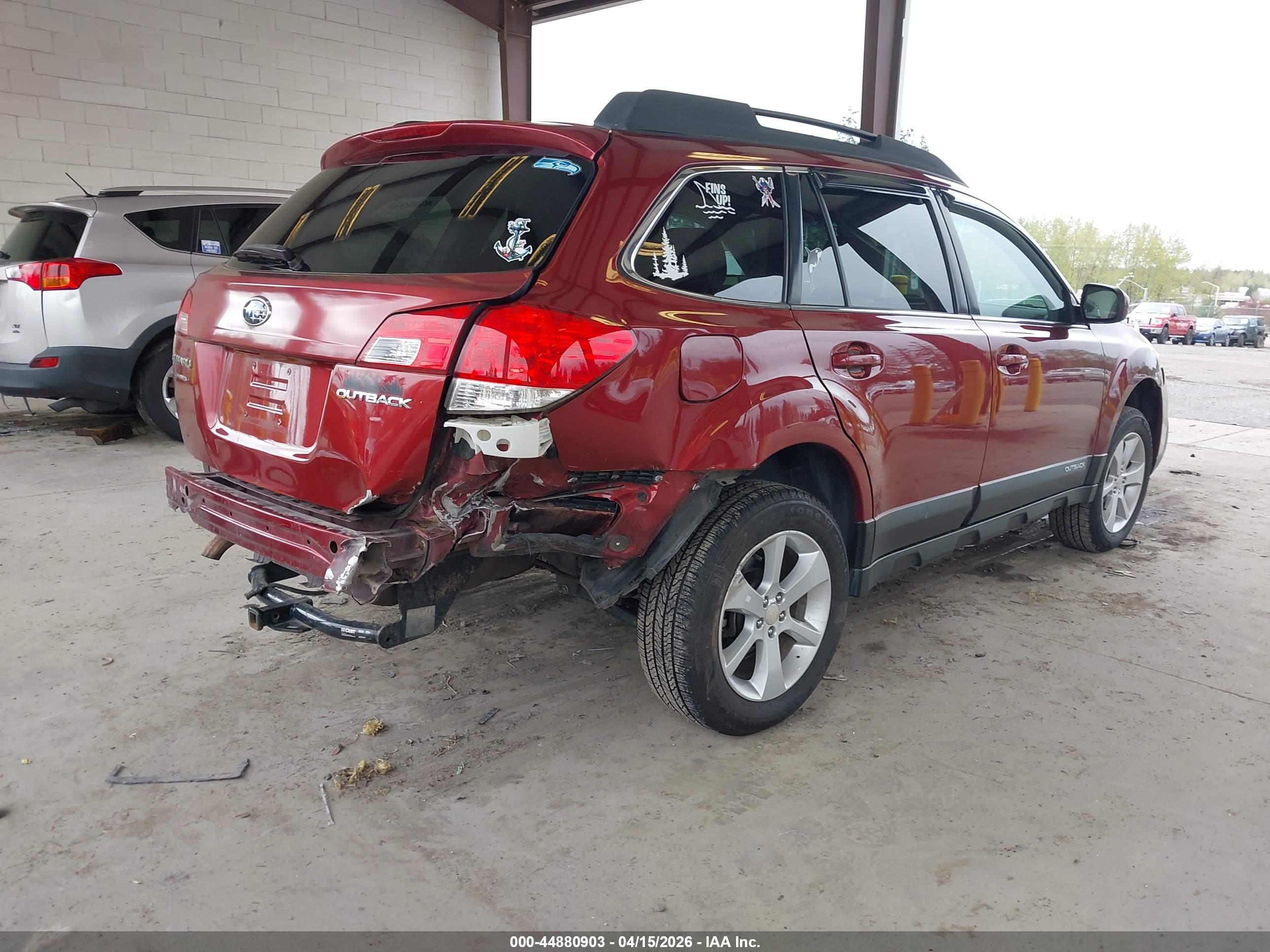 SUBARU OUTBACK image 4