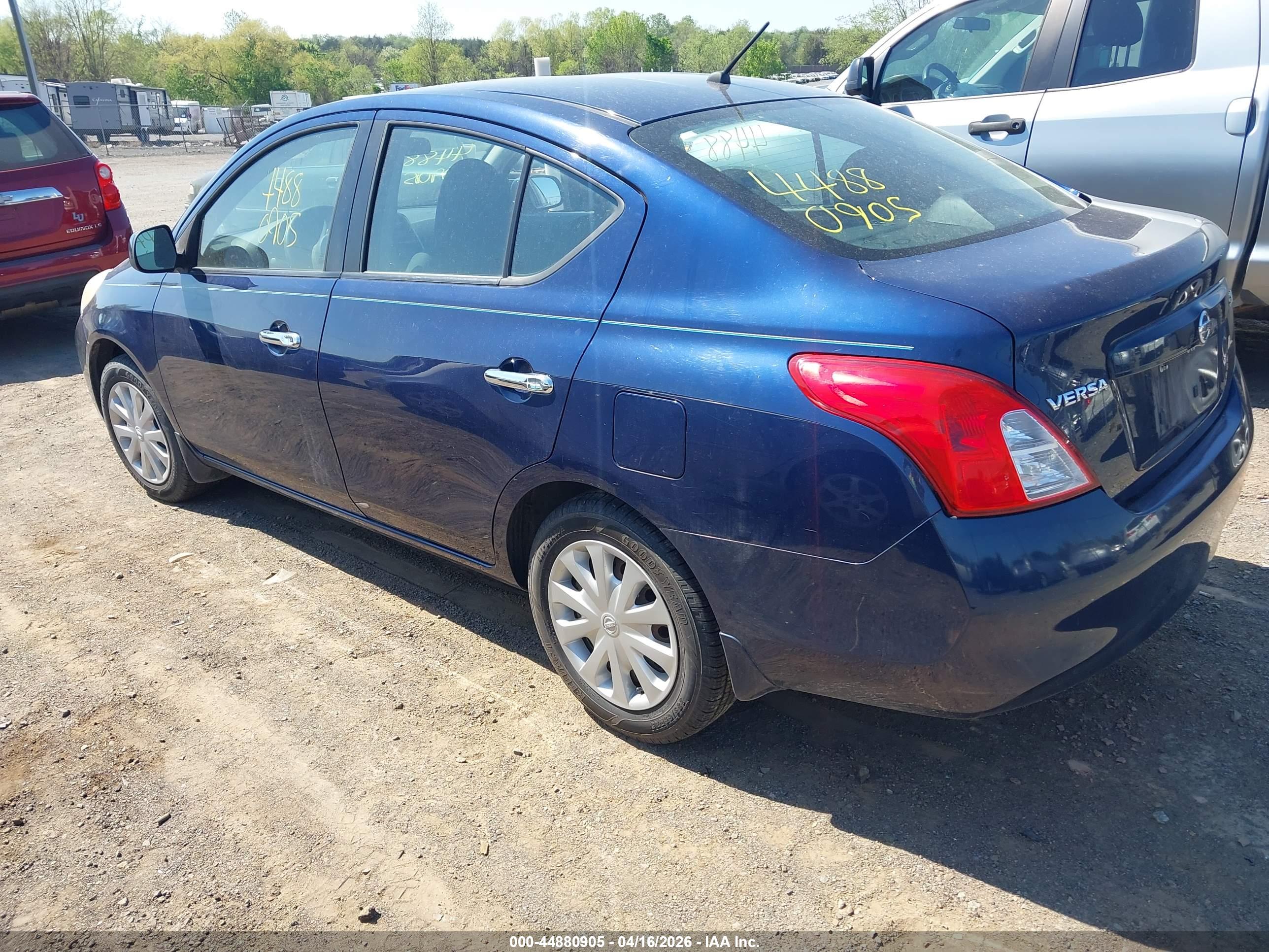 NISSAN VERSA image 3