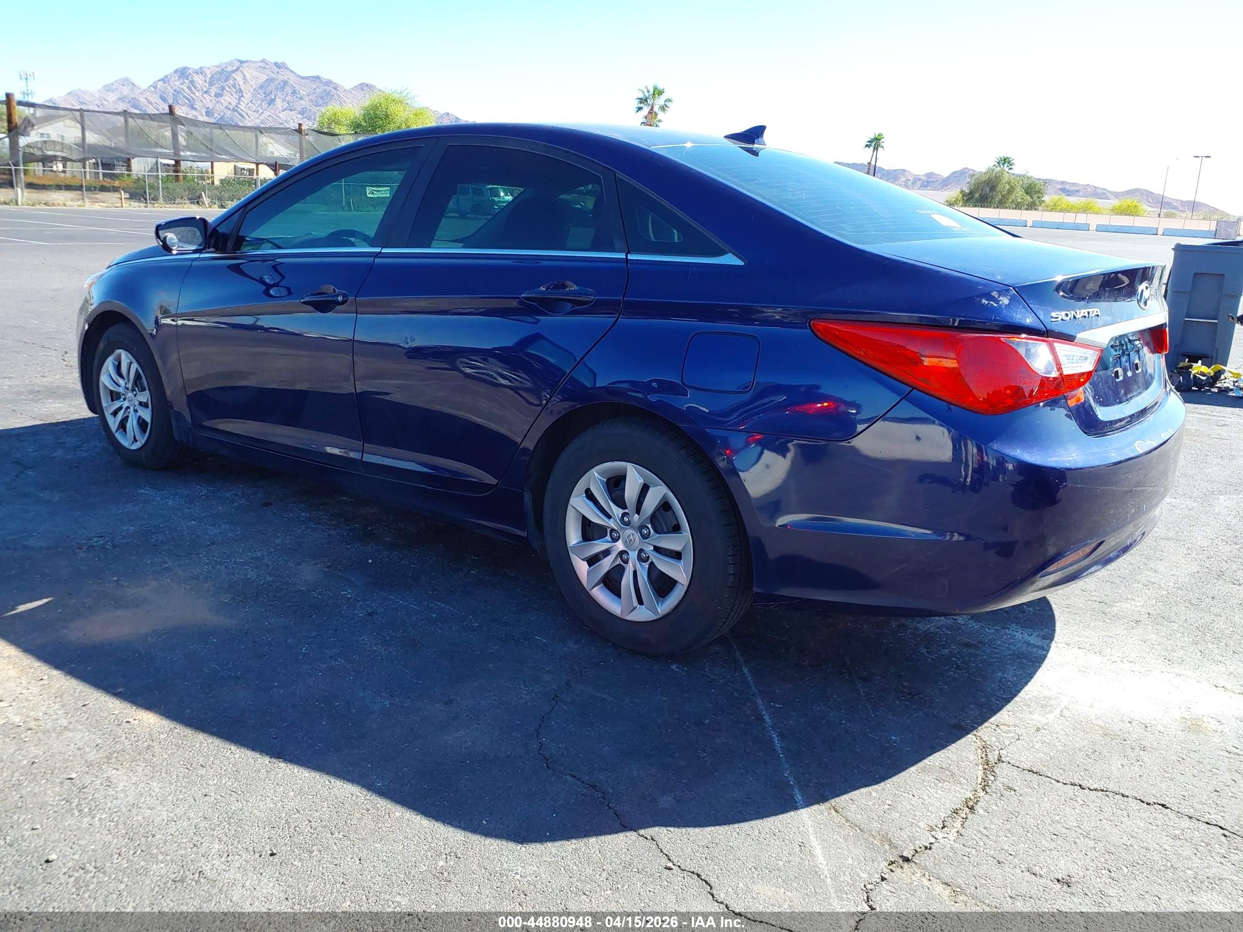 HYUNDAI SONATA image 3