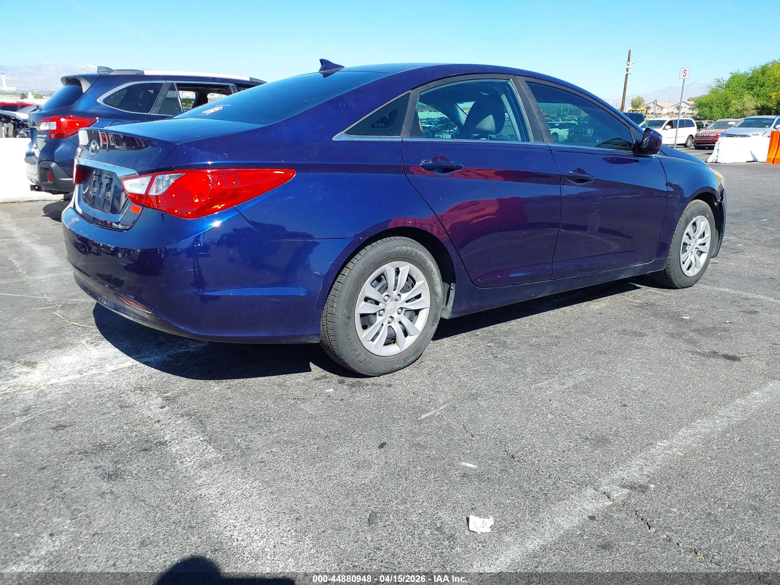 HYUNDAI SONATA image 4