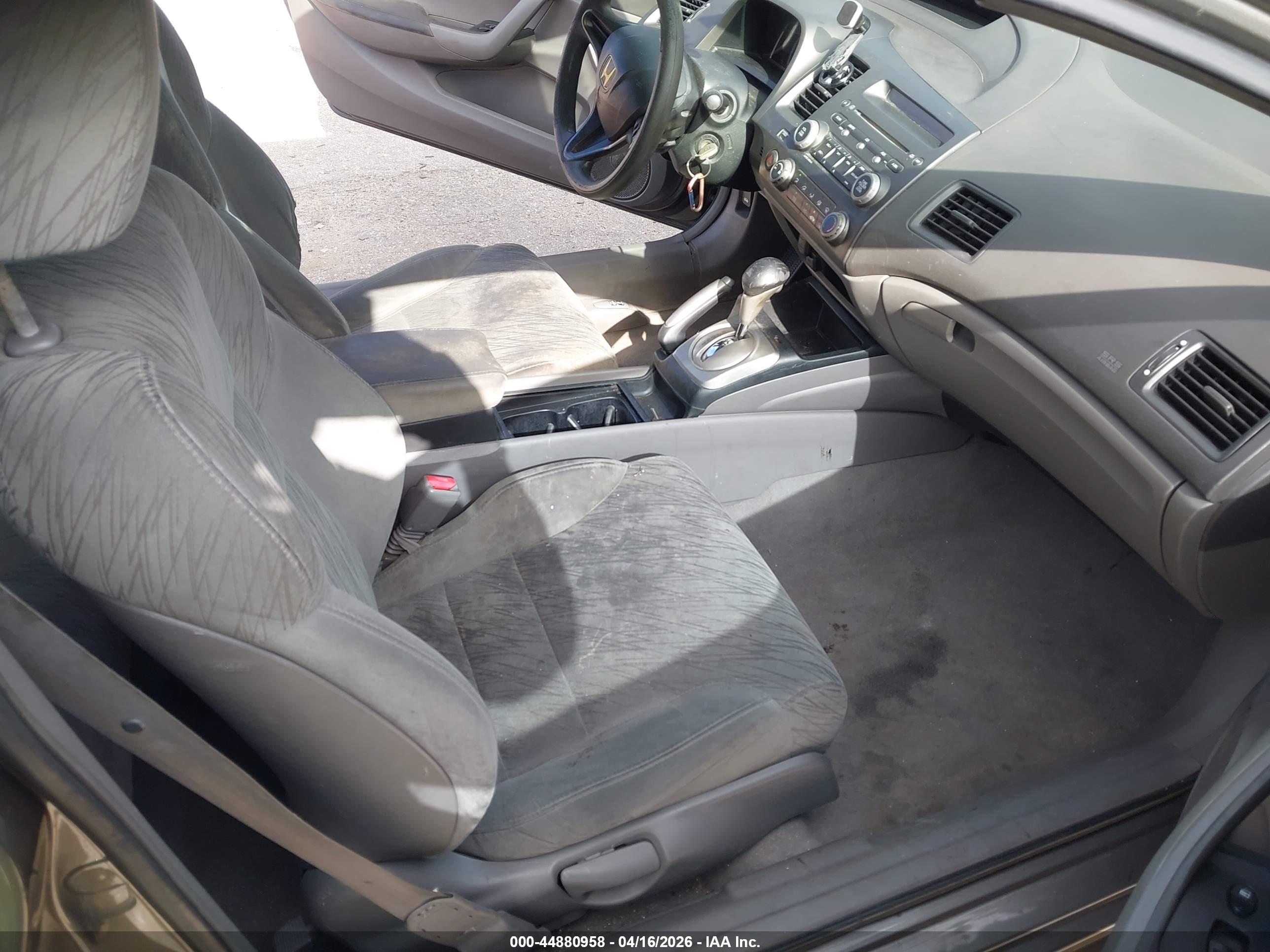 HONDA CIVIC image 5
