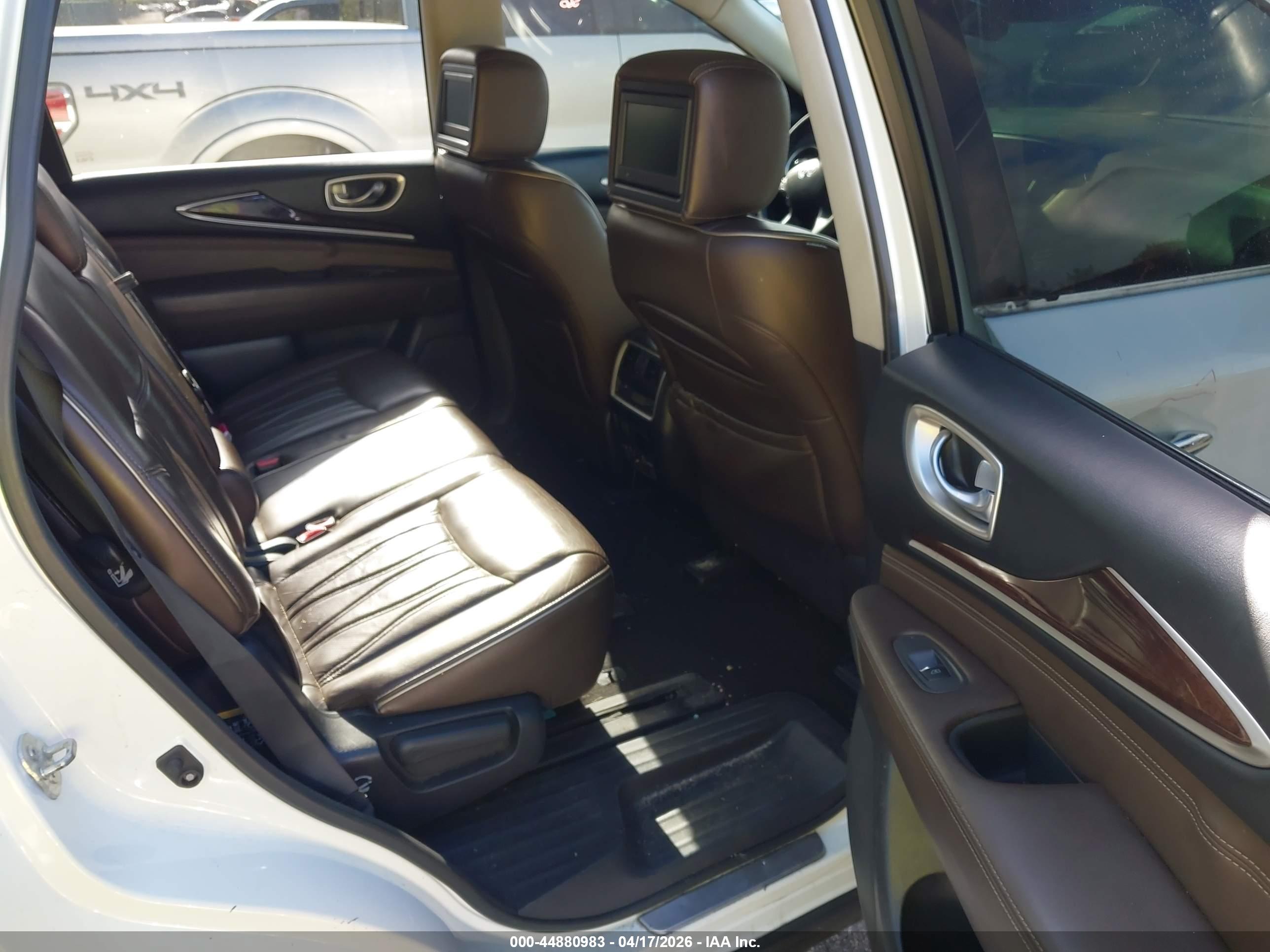 INFINITI QX60 image 8