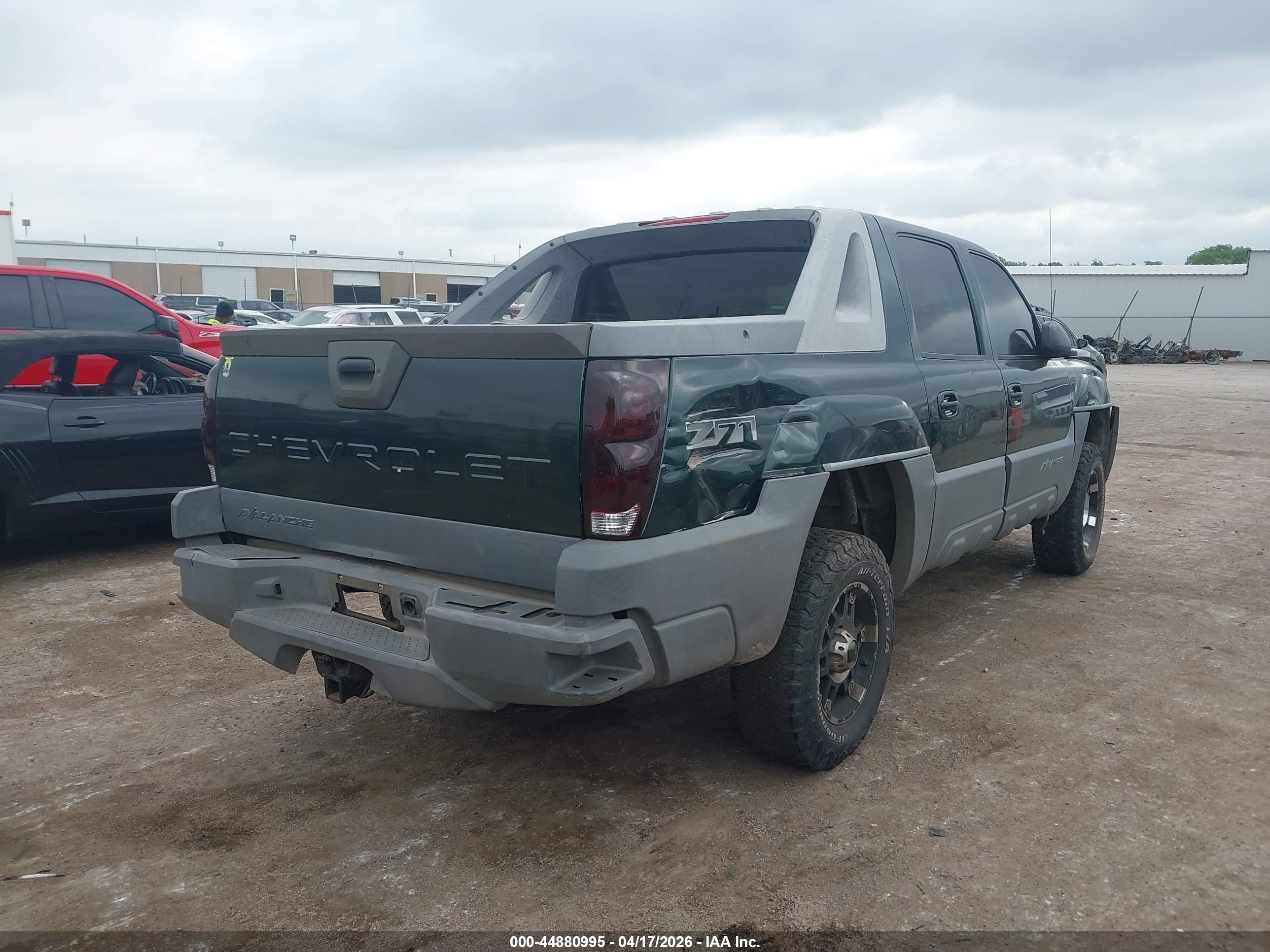 CHEVROLET AVALANCHE image 4