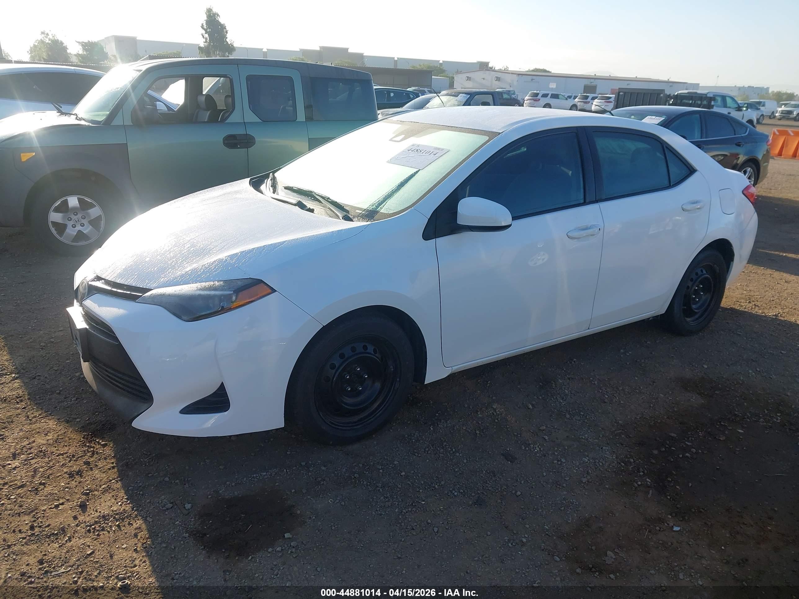 TOYOTA COROLLA image 2