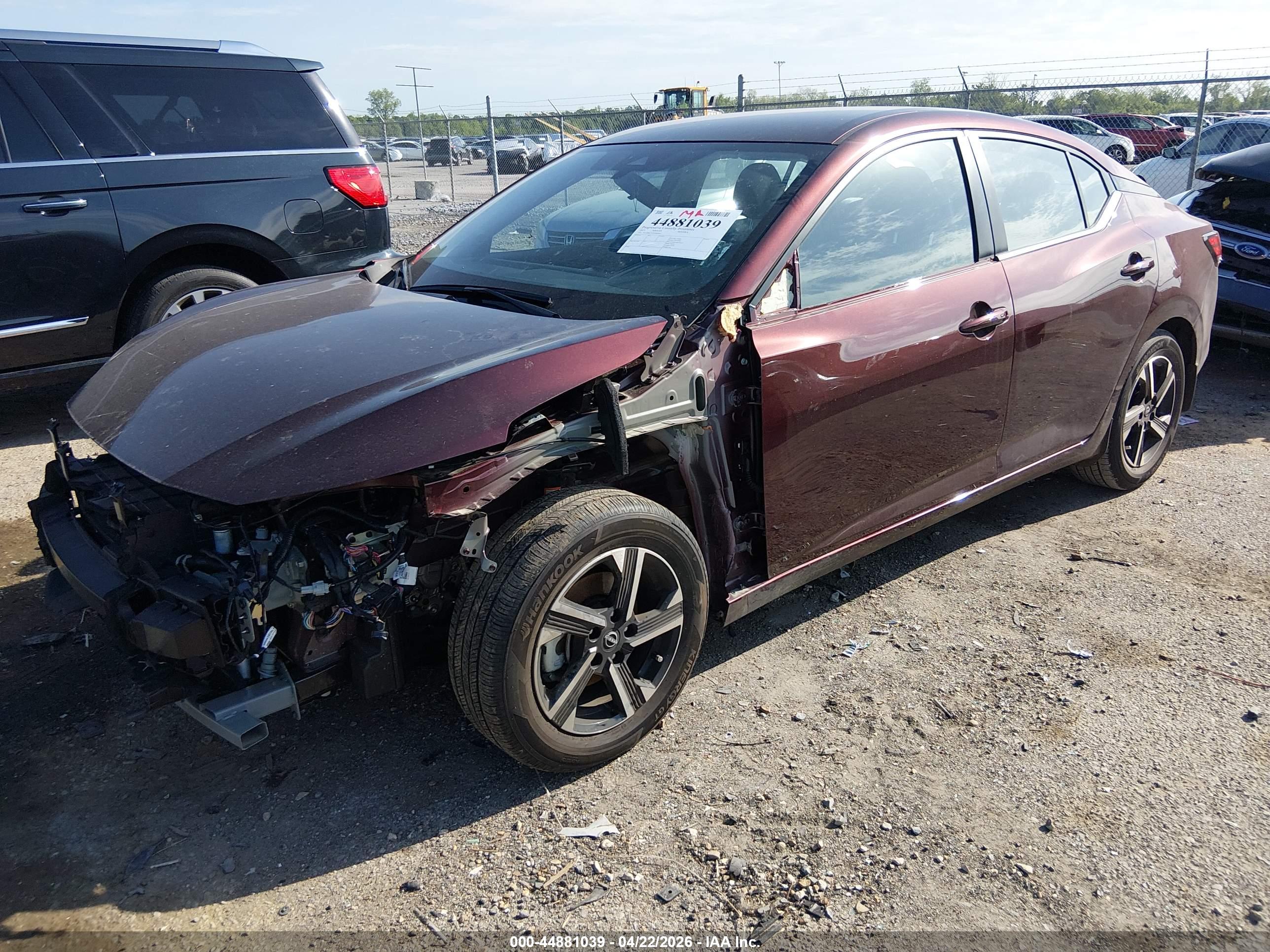 NISSAN SENTRA image 2