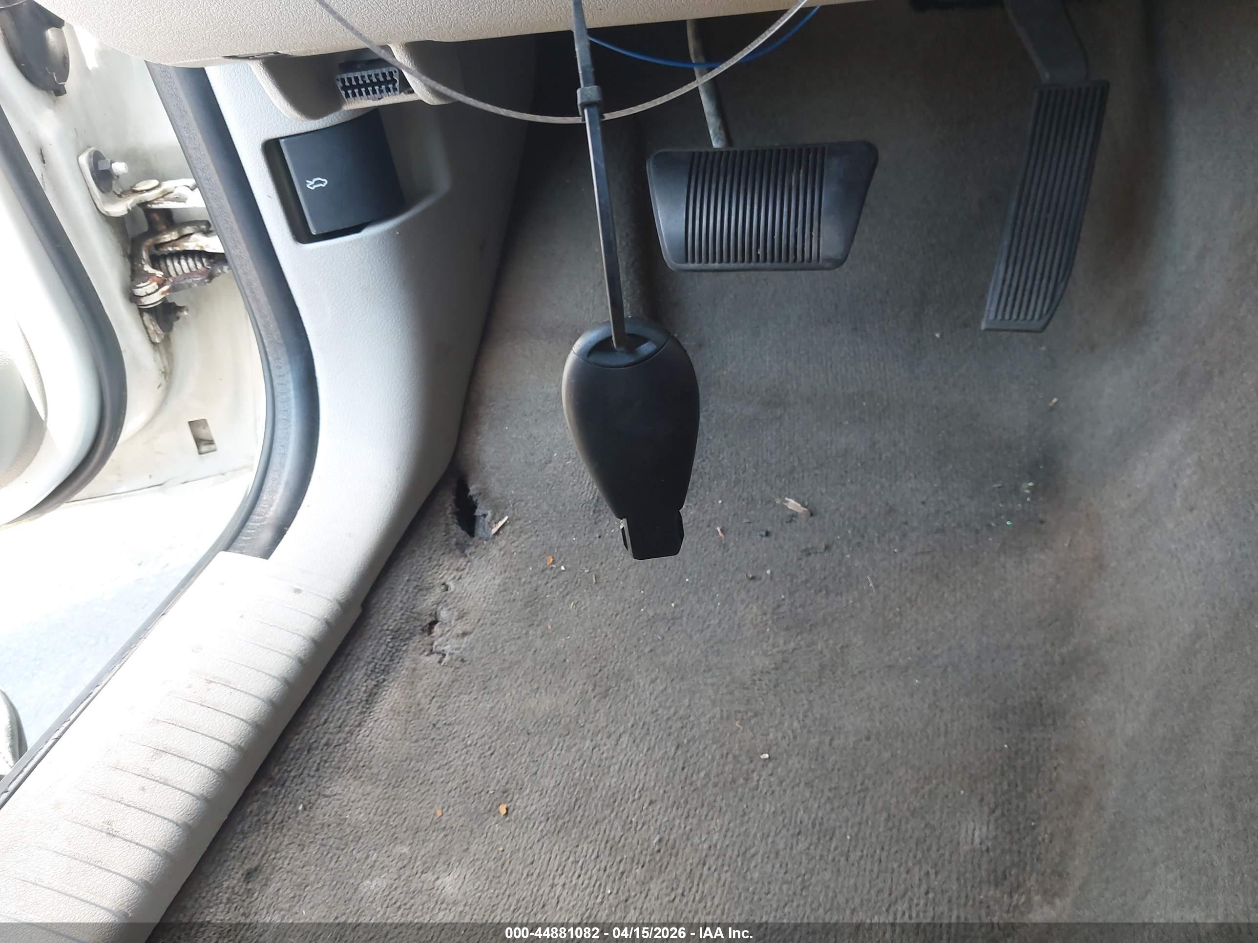 JEEP GRAND image 11