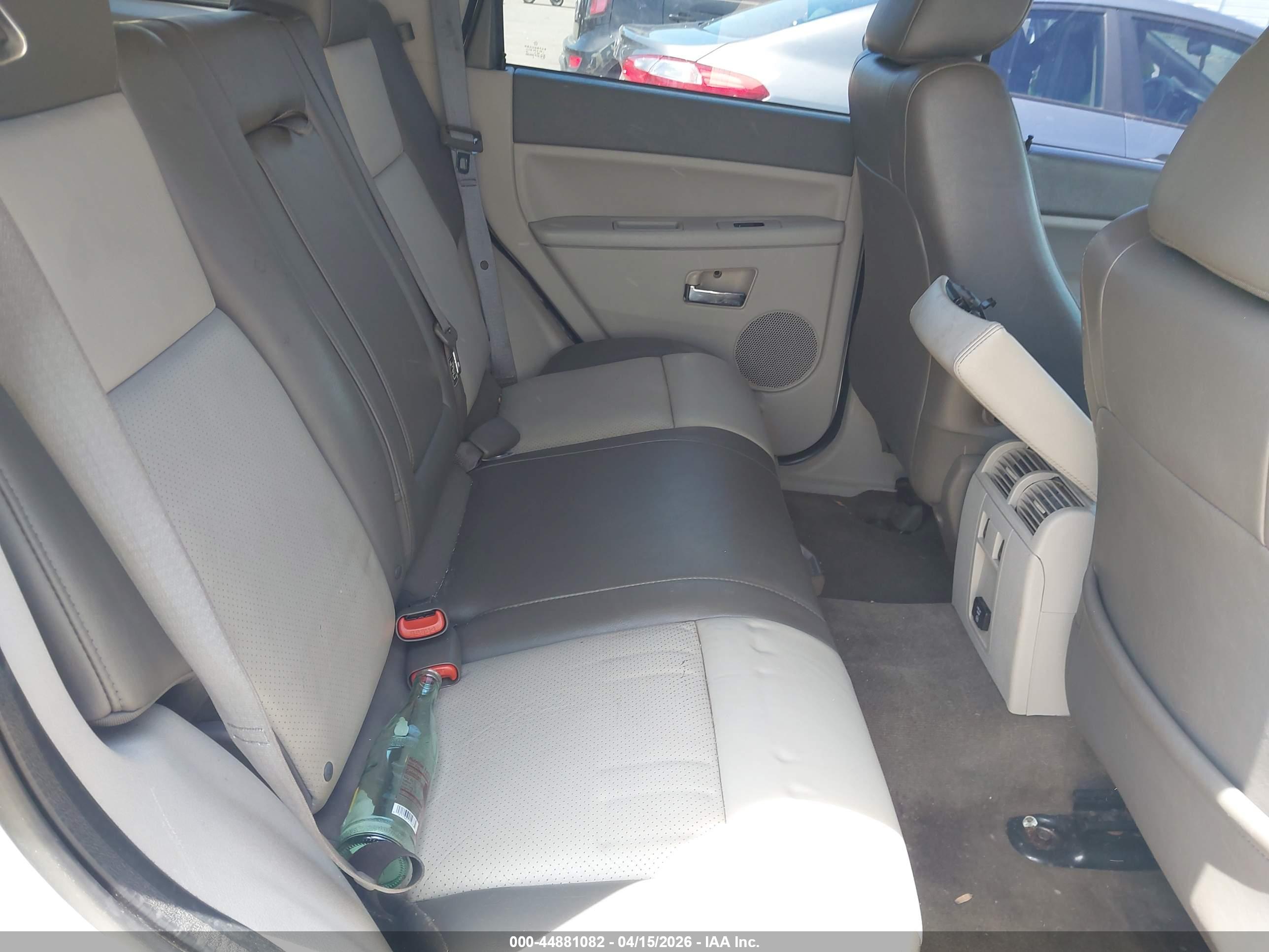 JEEP GRAND image 8