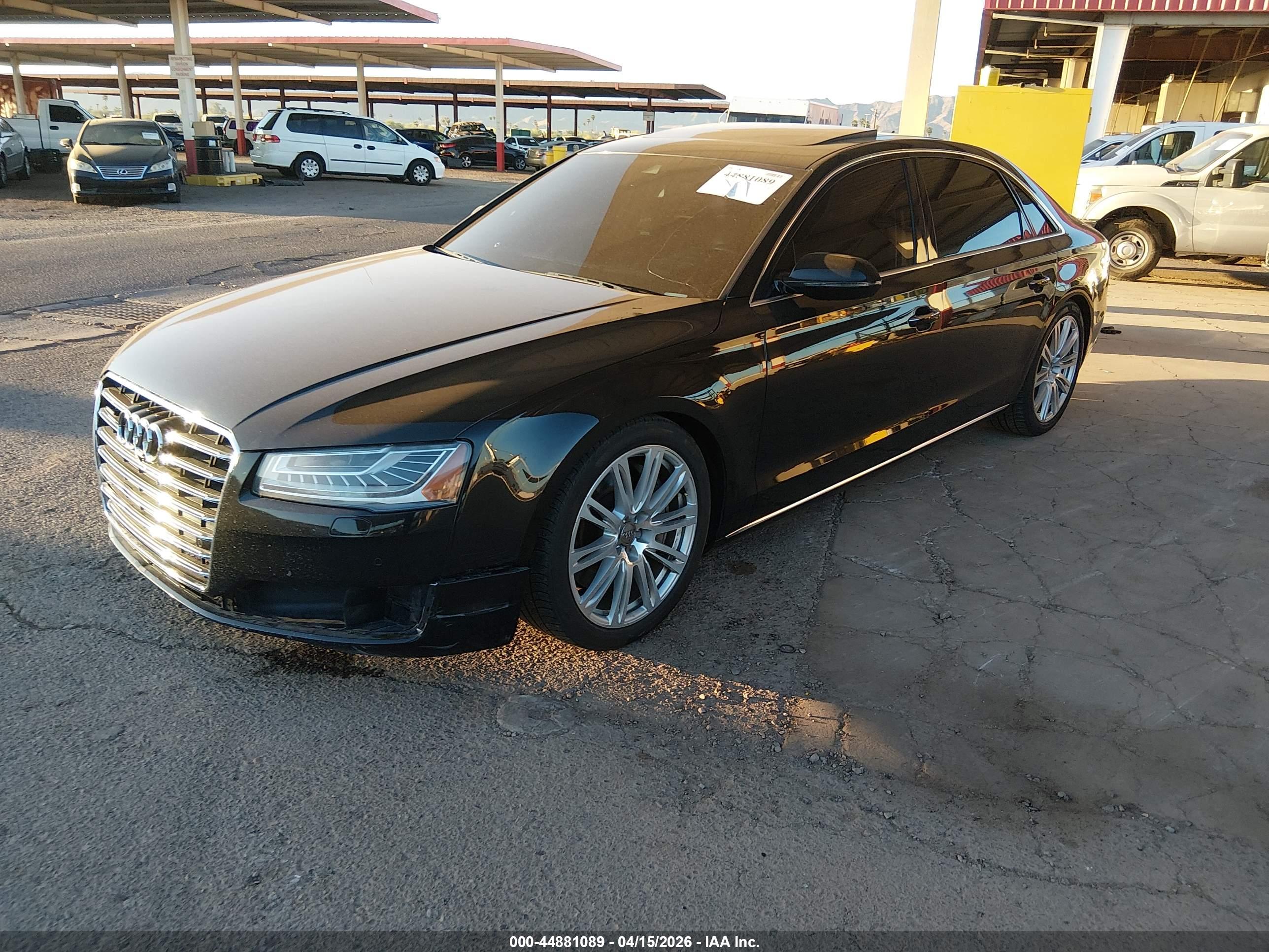 AUDI A8 image 2