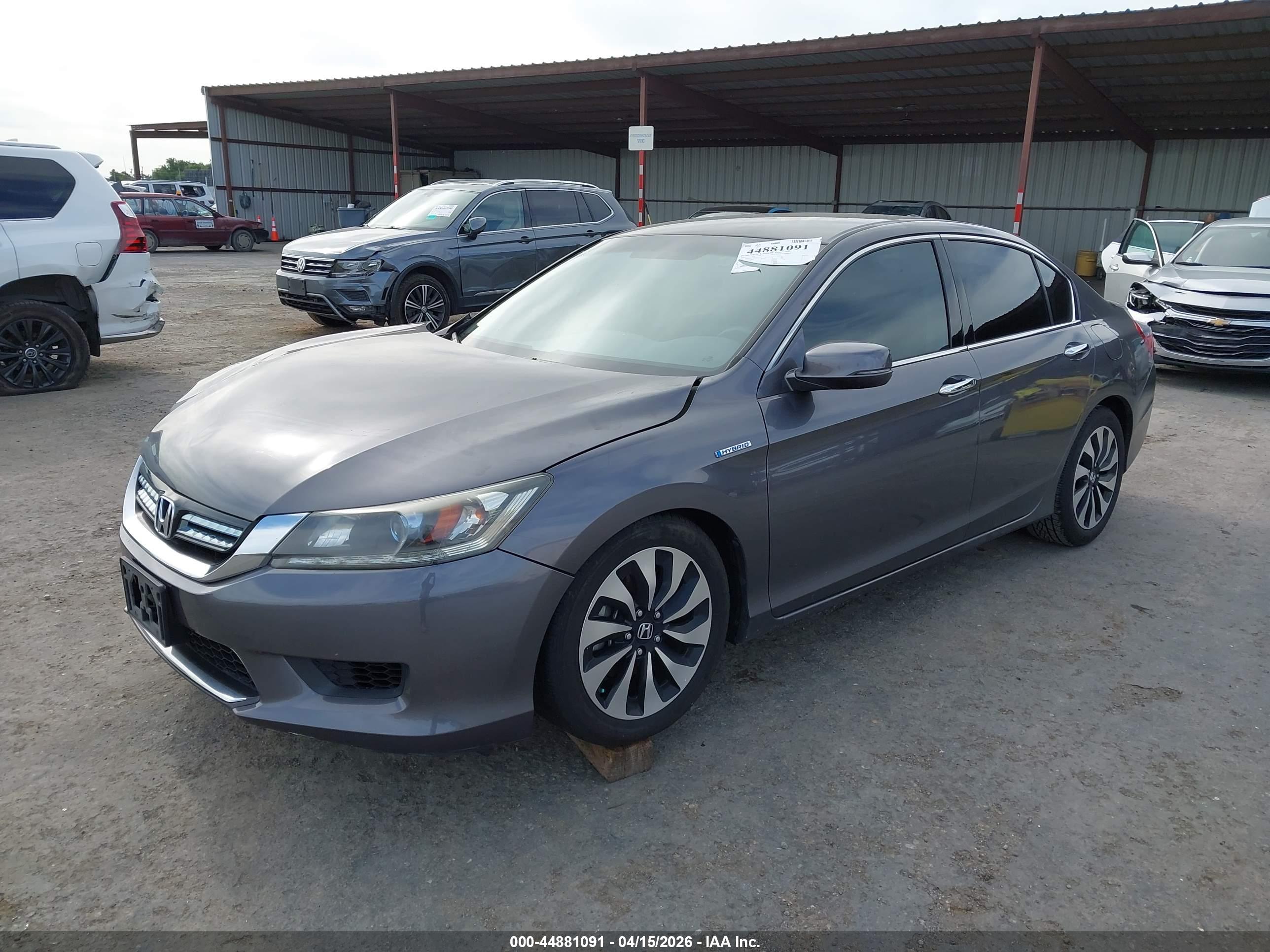HONDA ACCORD image 2