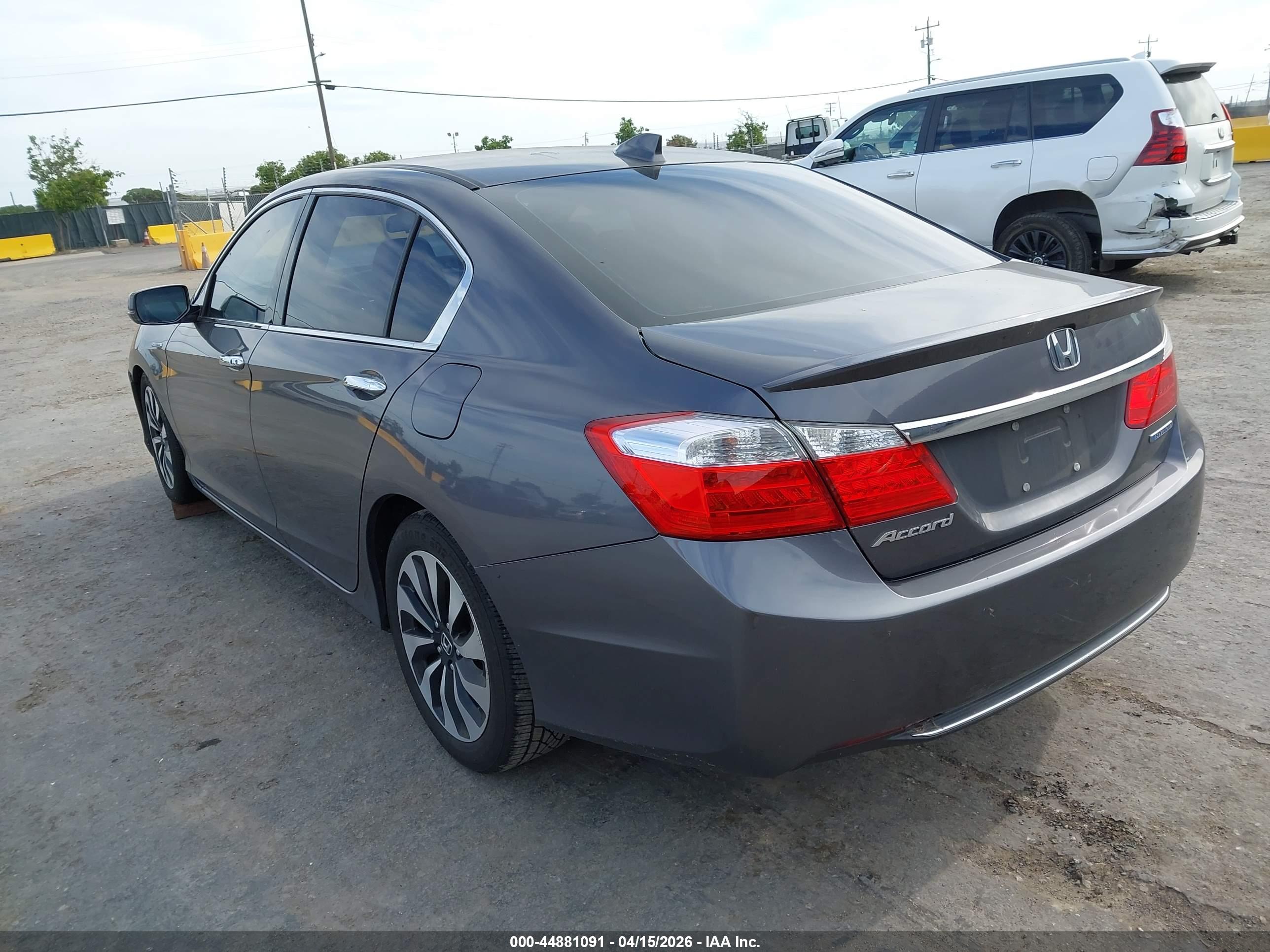 HONDA ACCORD image 3