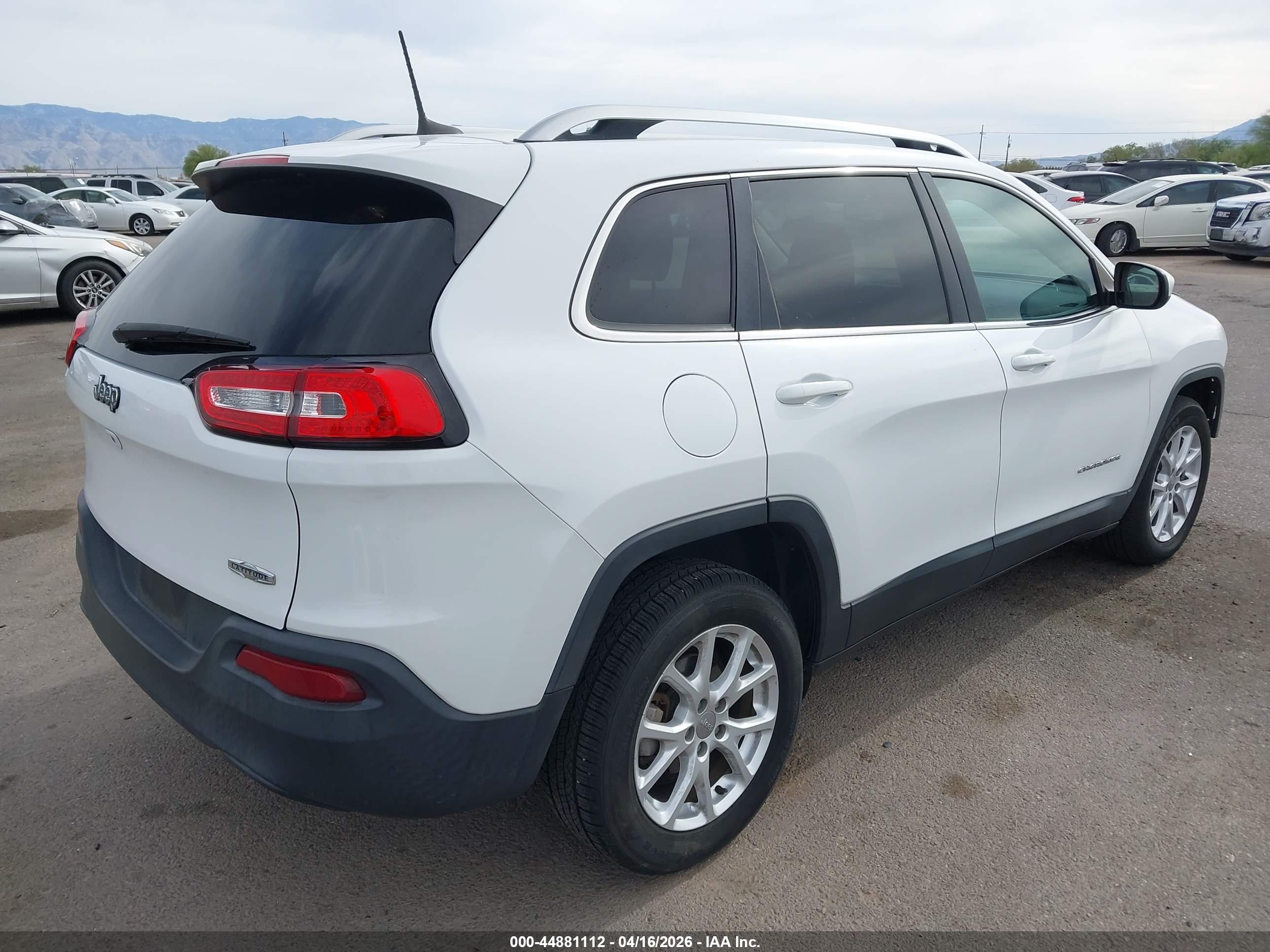 JEEP CHEROKEE image 4