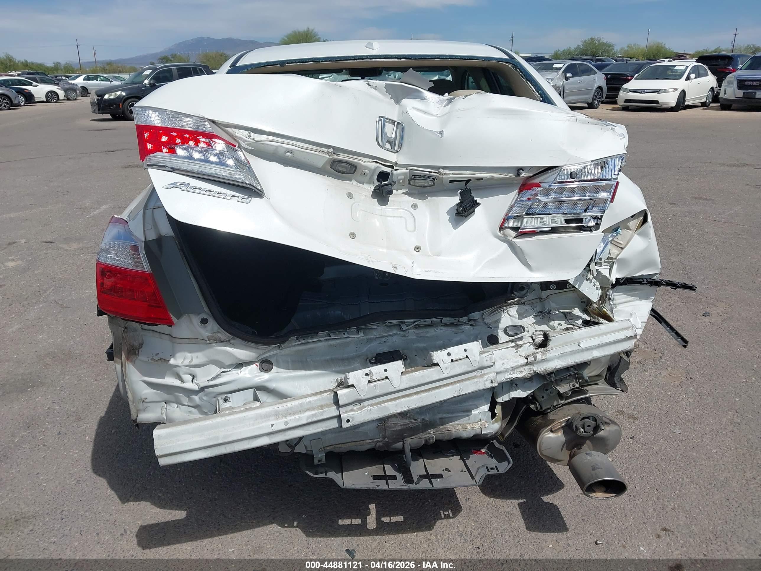 HONDA ACCORD image 6