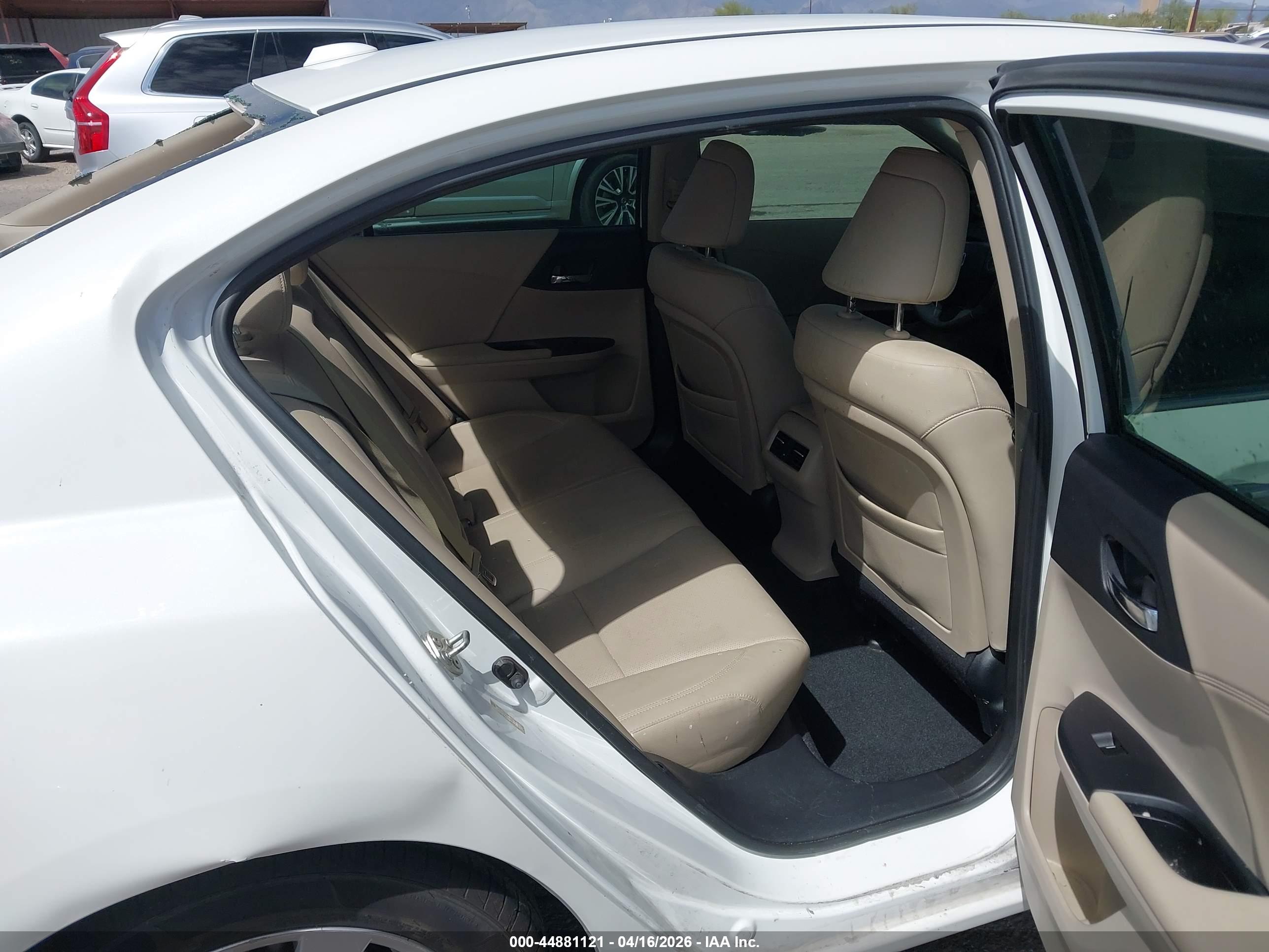 HONDA ACCORD image 8