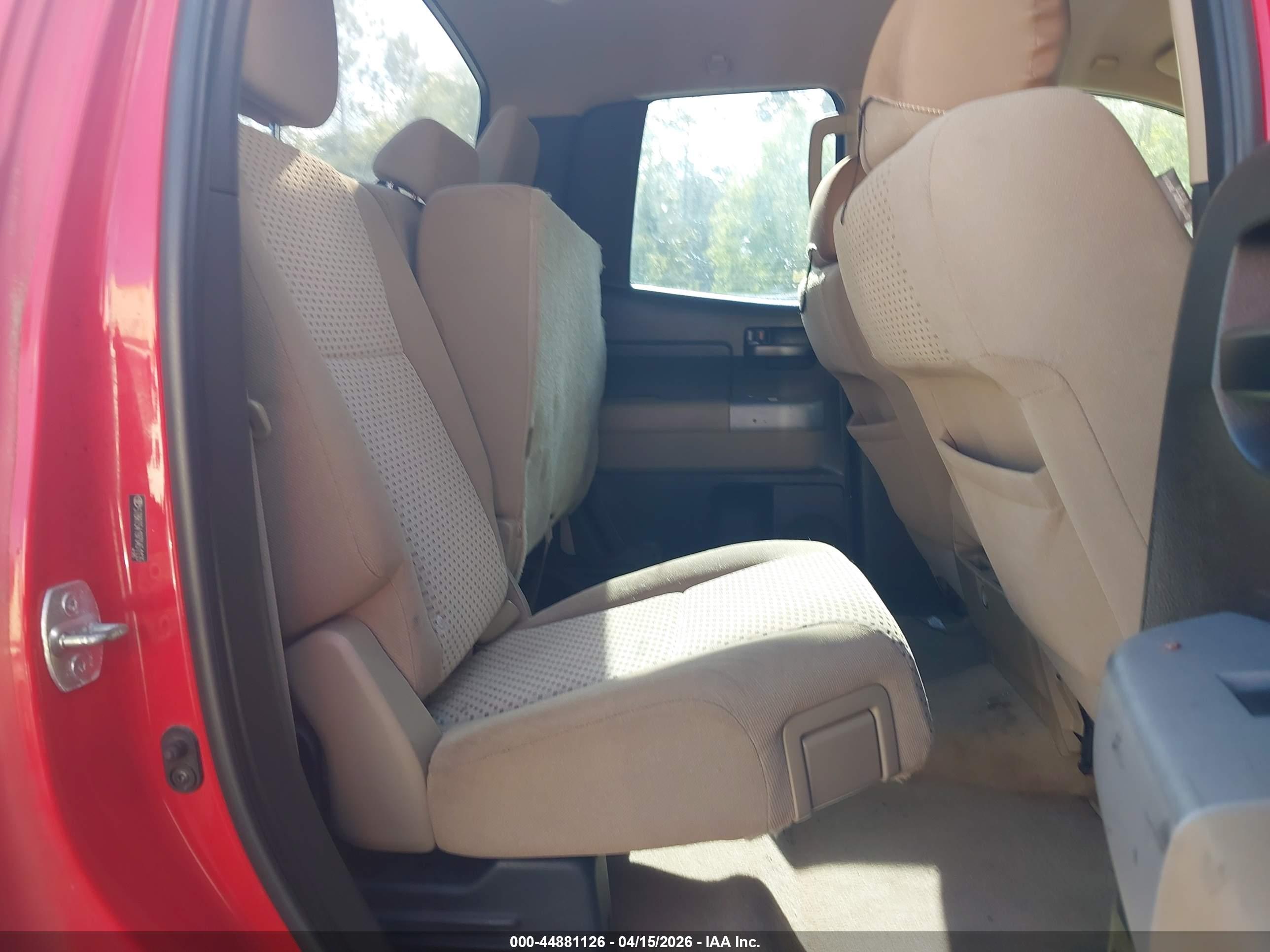TOYOTA TUNDRA image 8