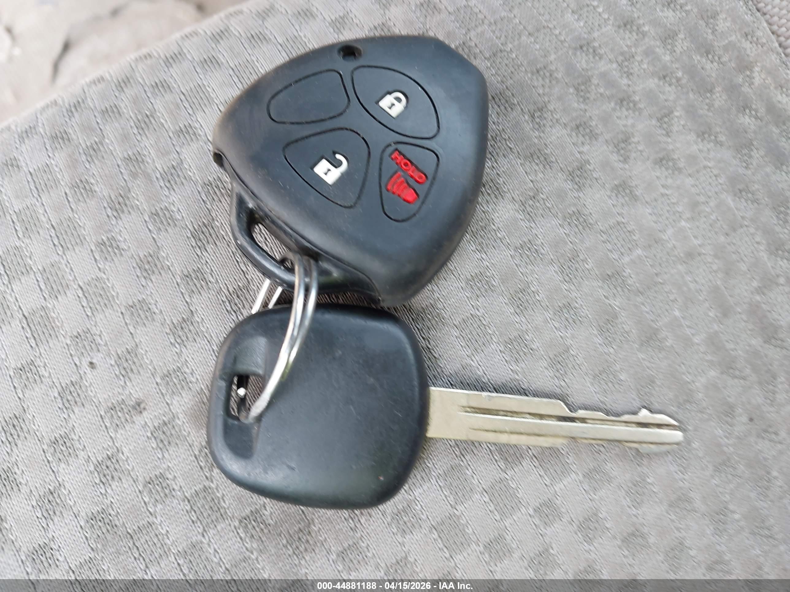 TOYOTA RAV4 image 11