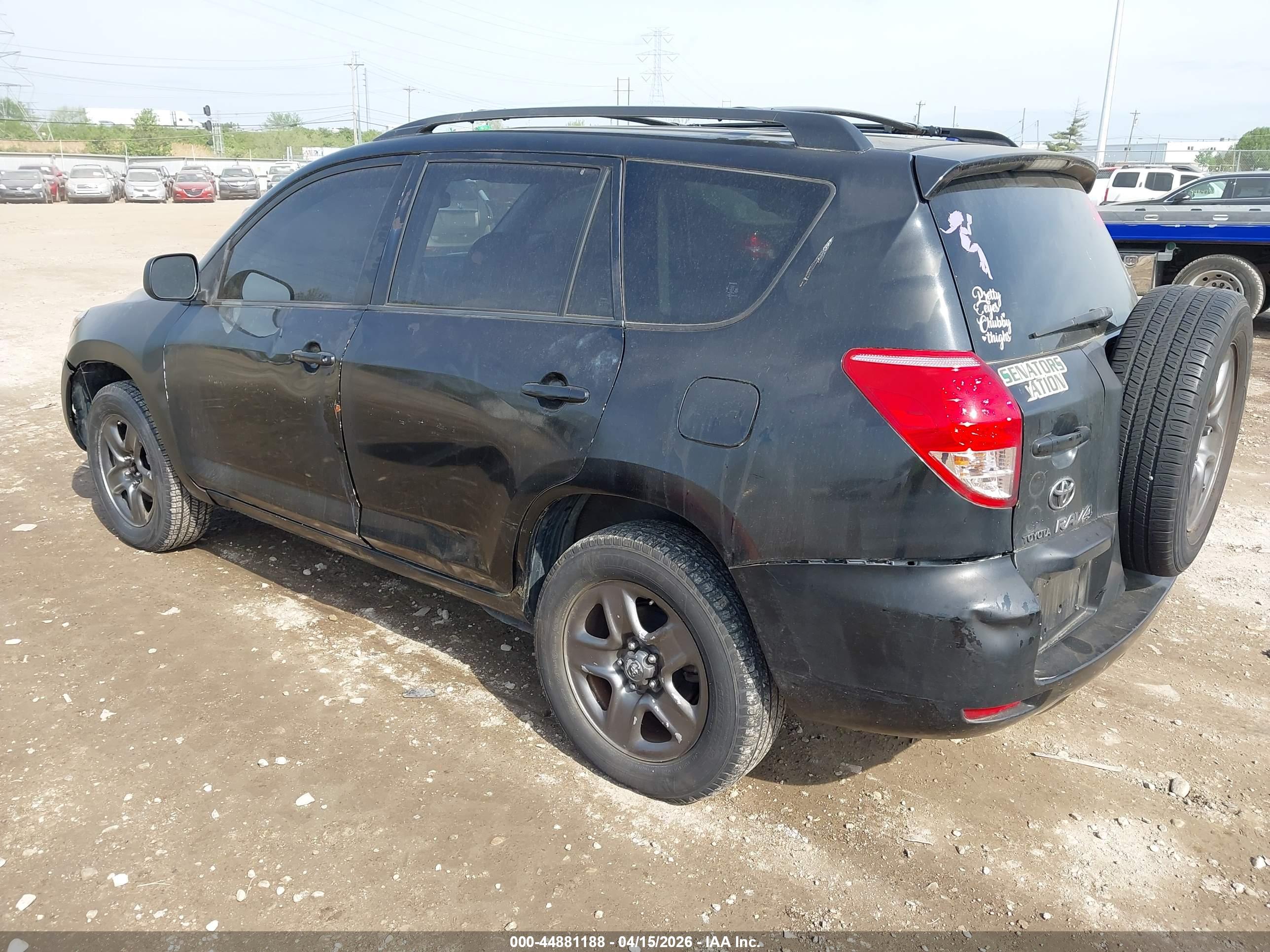 TOYOTA RAV4 image 3