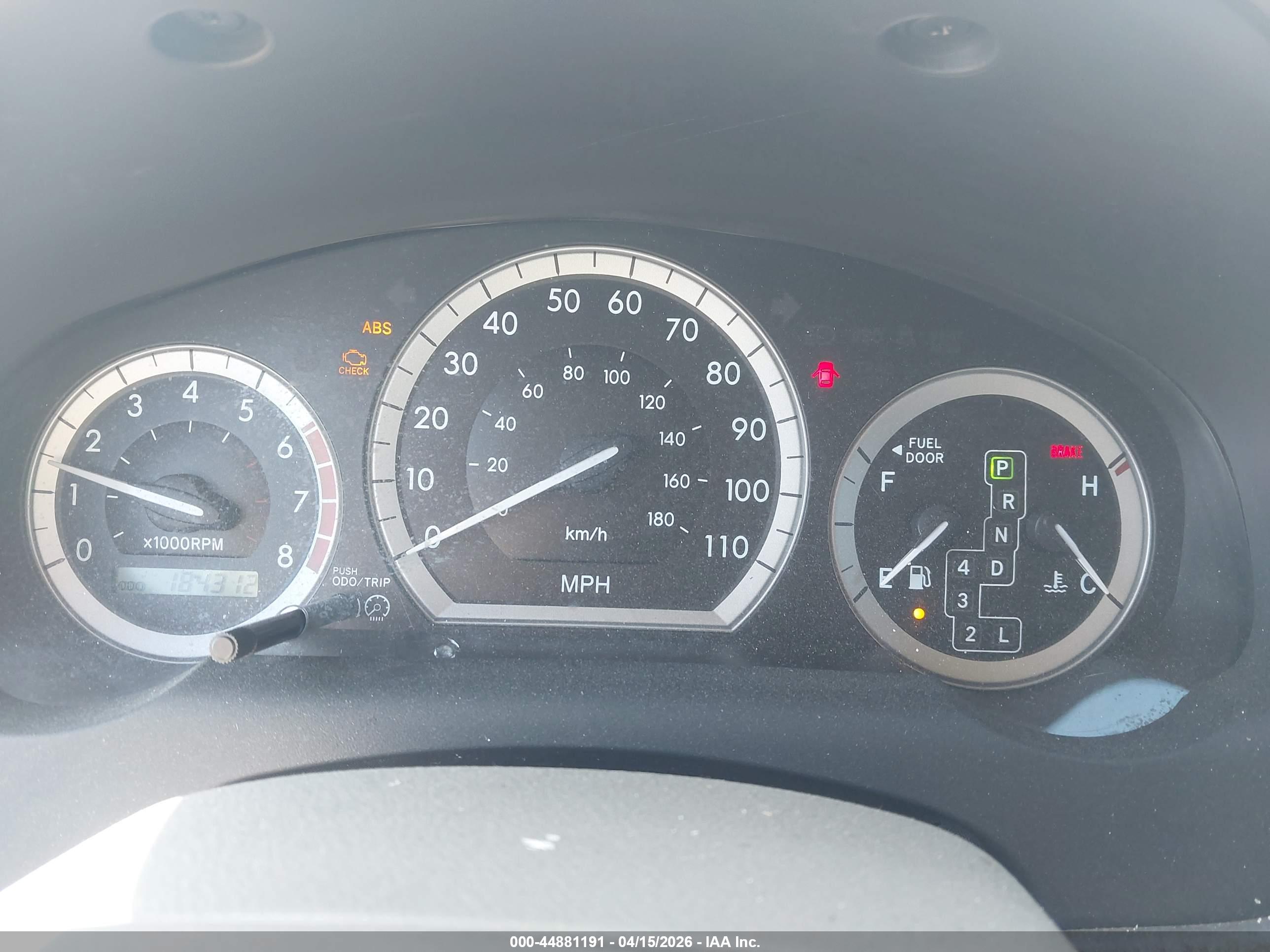 TOYOTA SIENNA image 7