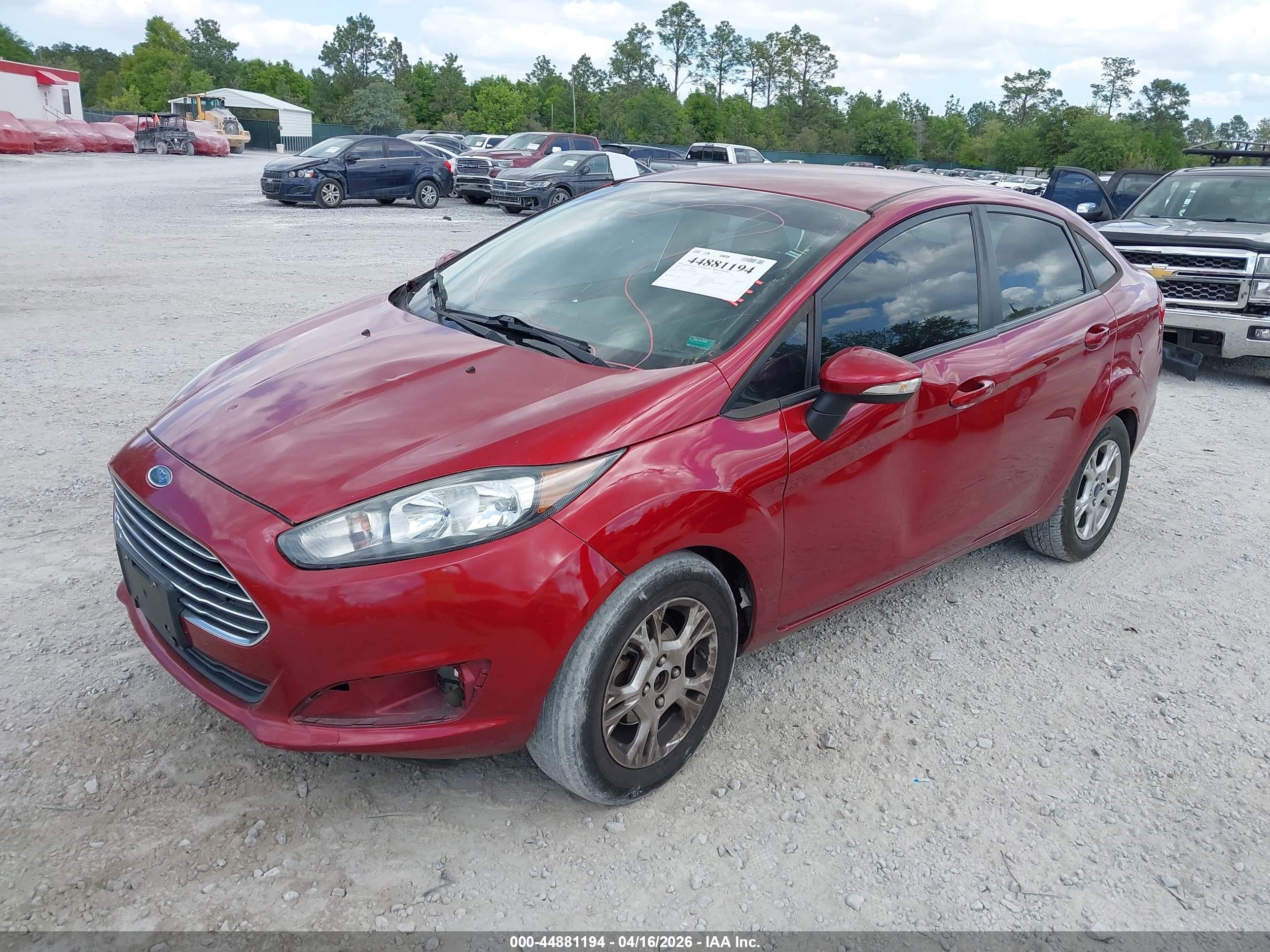 FORD FIESTA image 2