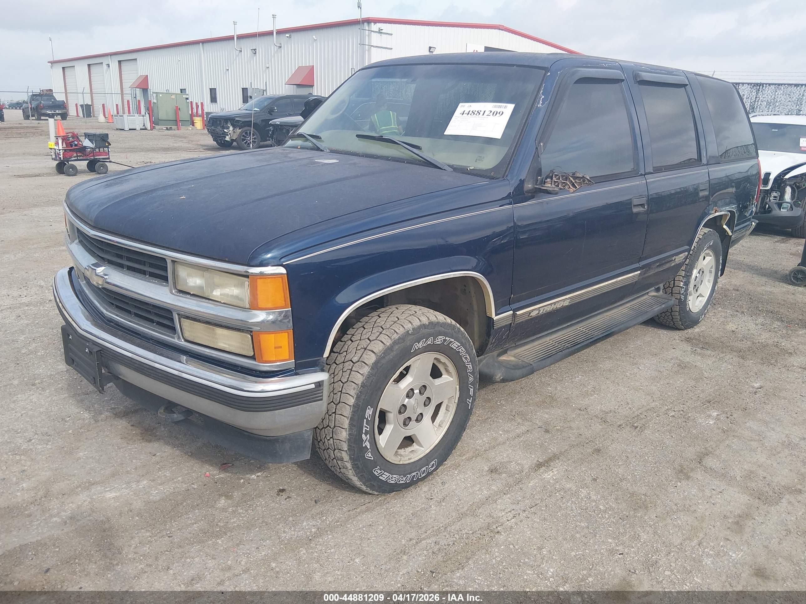 CHEVROLET TAHOE image 2