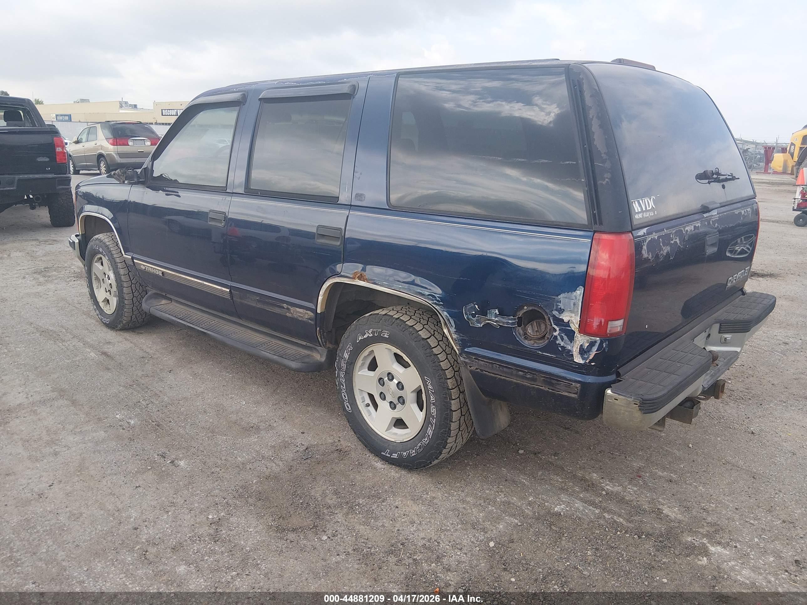 CHEVROLET TAHOE image 3