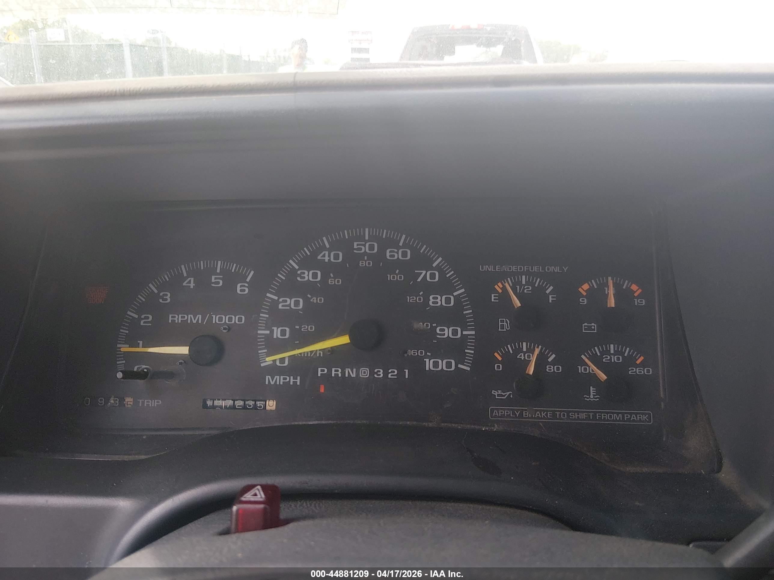 CHEVROLET TAHOE image 7