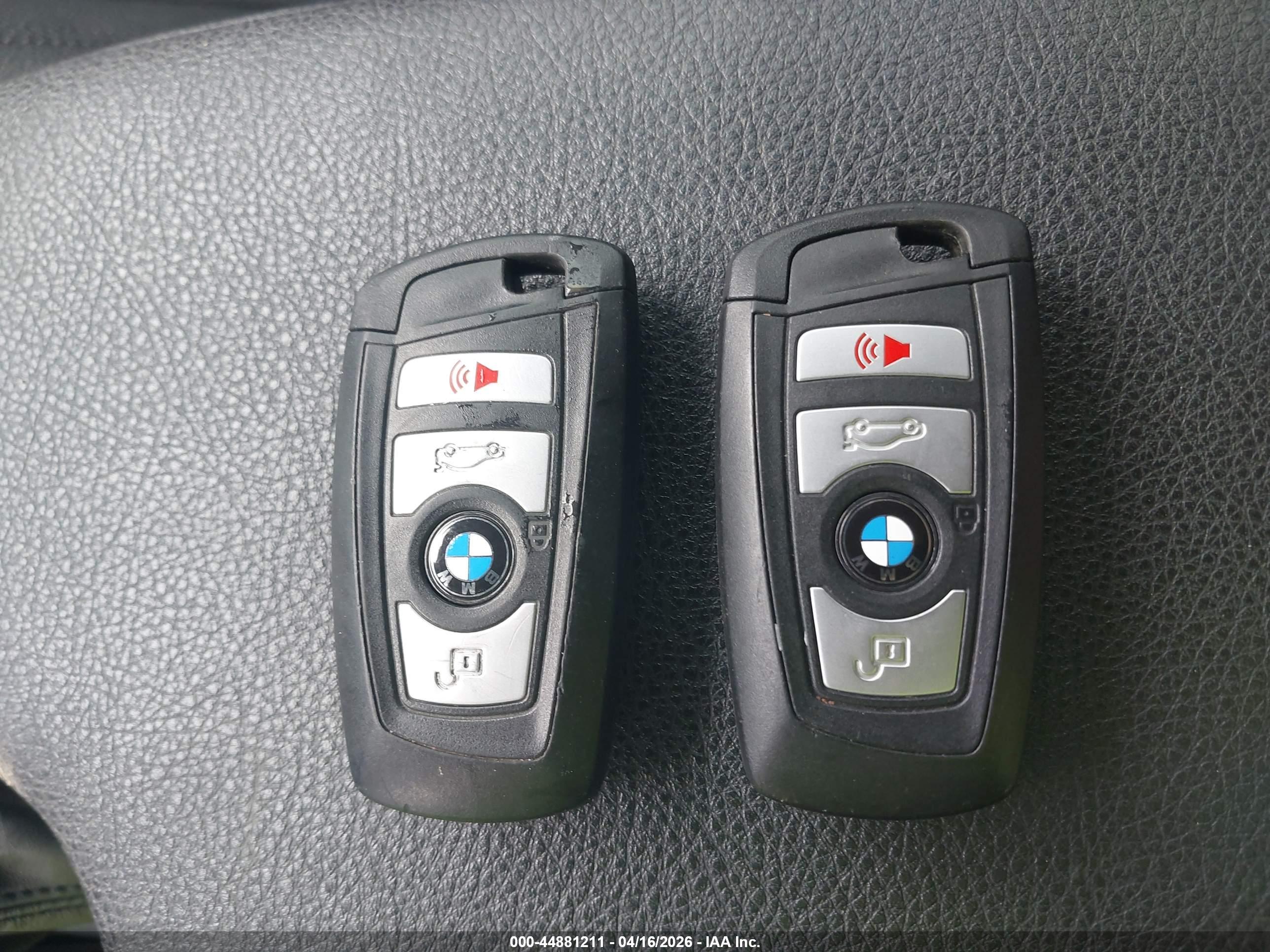 BMW 320I image 11