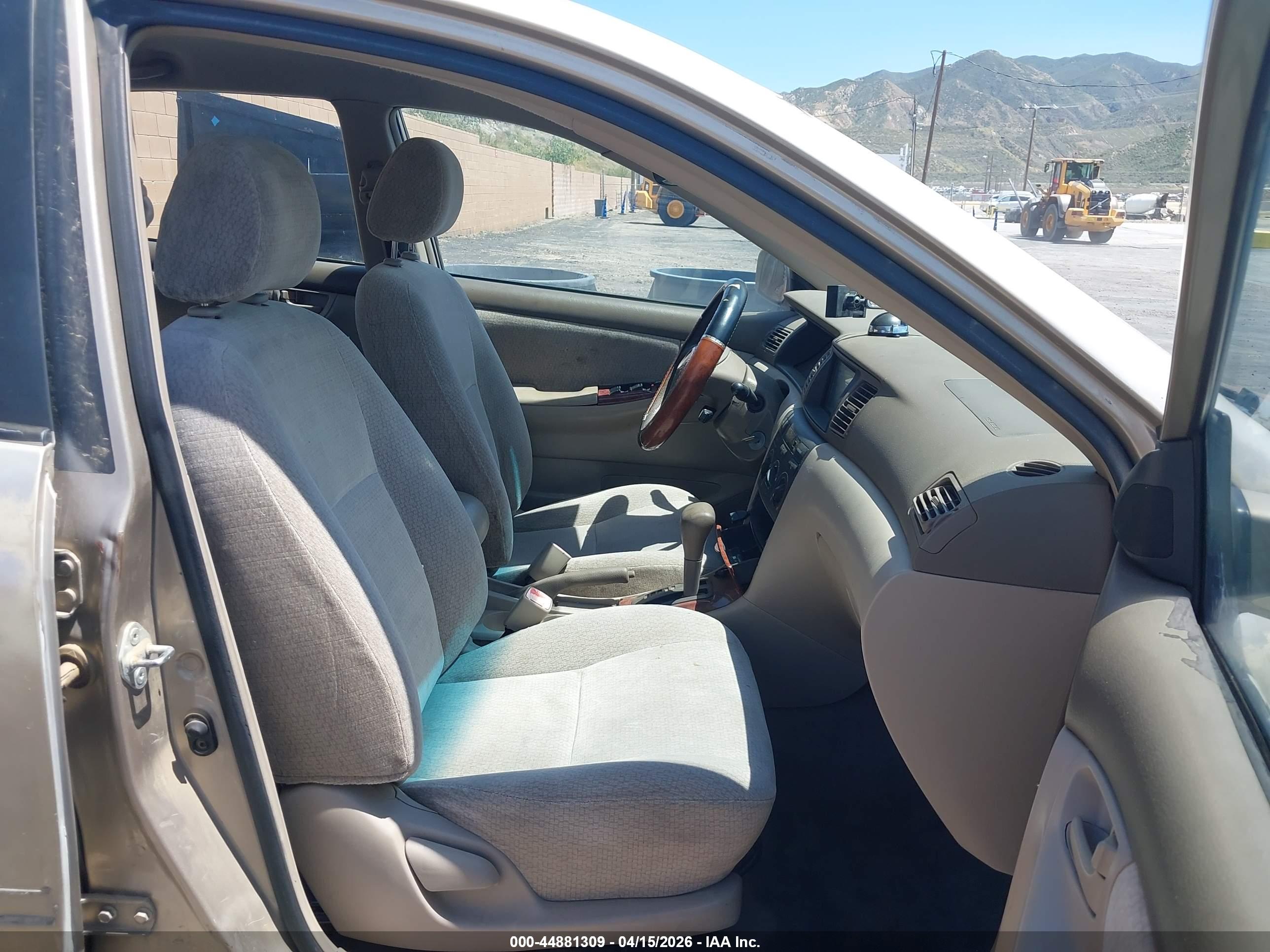 TOYOTA COROLLA image 5
