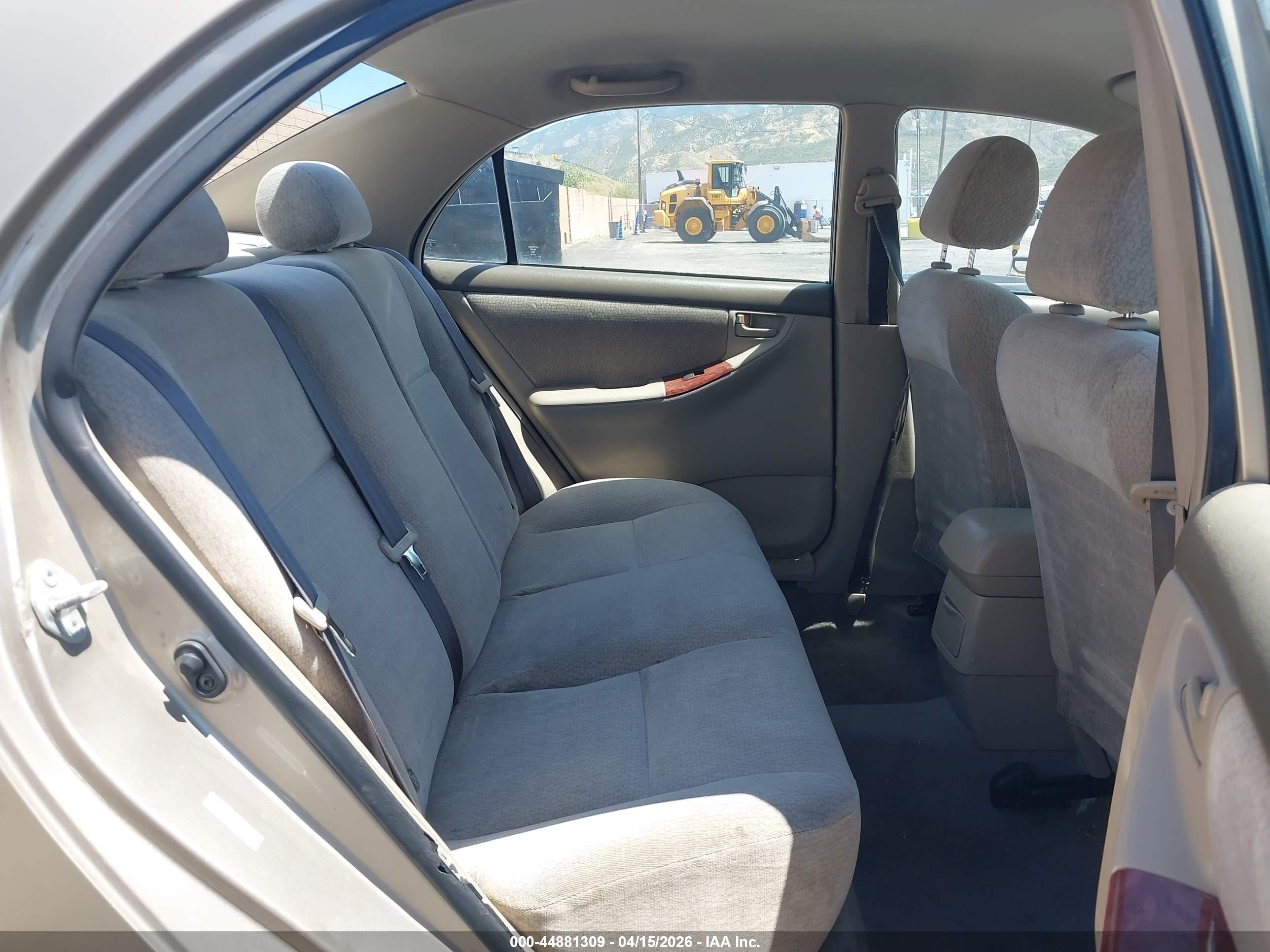 TOYOTA COROLLA image 8