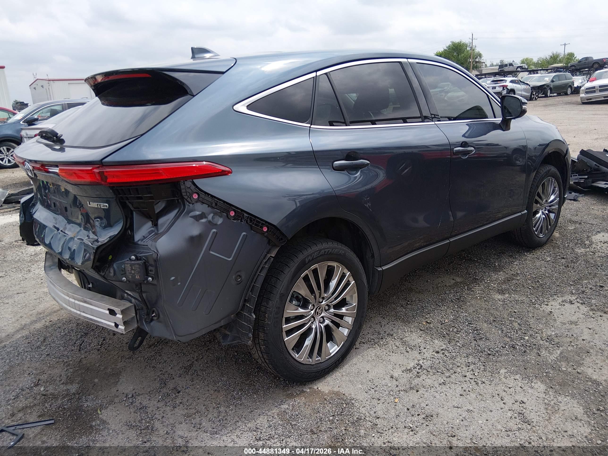 TOYOTA VENZA image 4