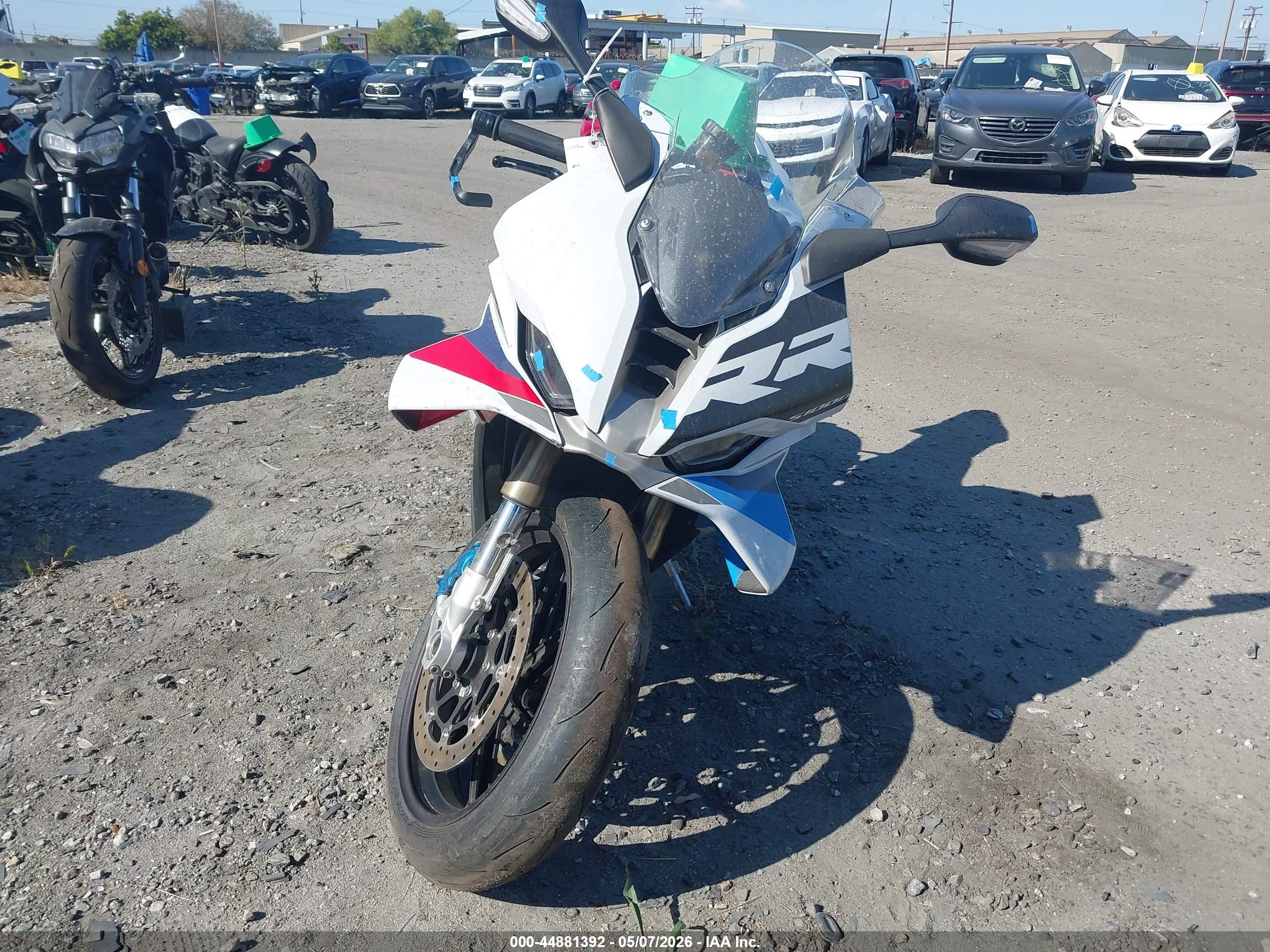 BMW S image 5