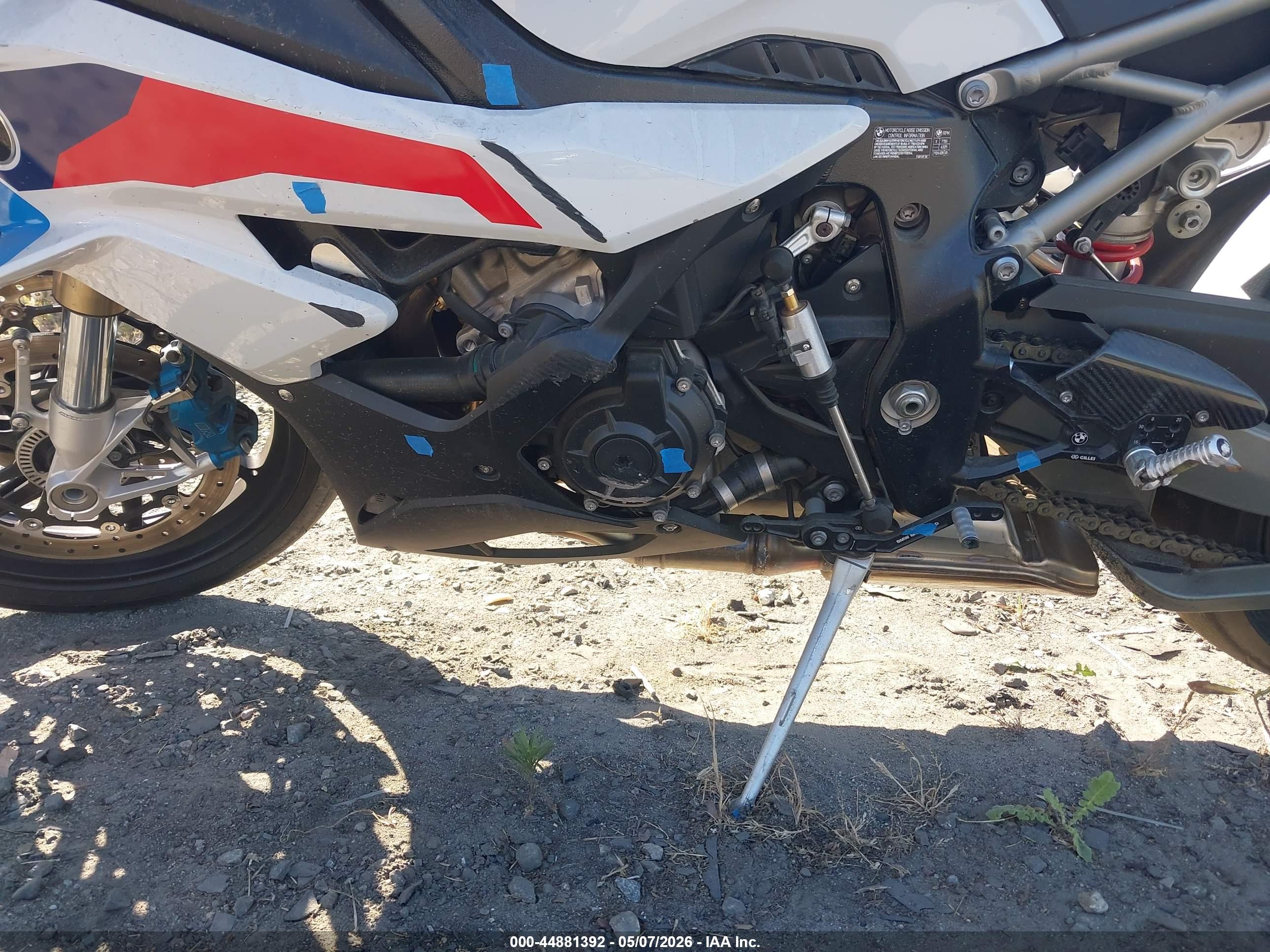 BMW S image 9