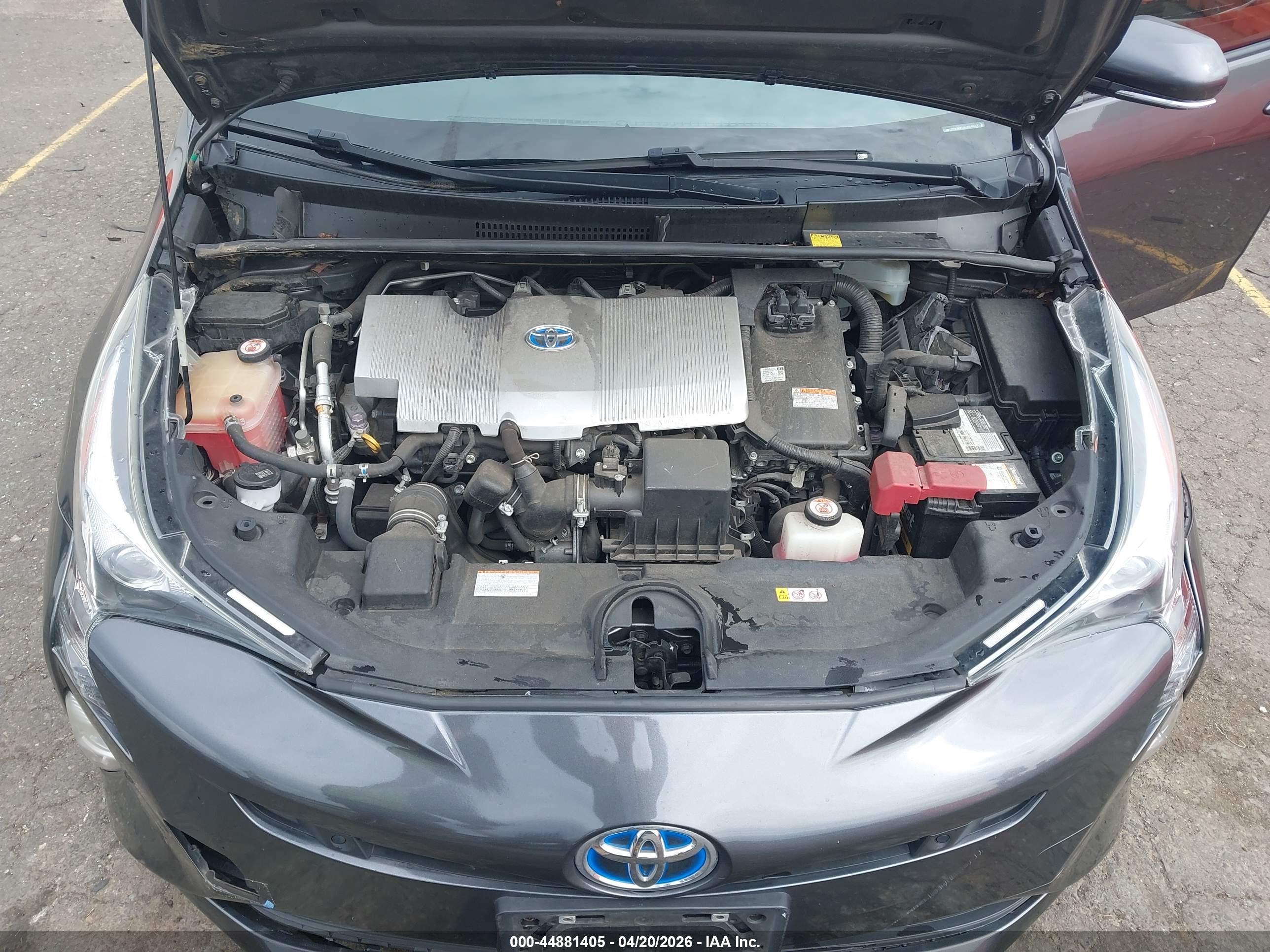 TOYOTA PRIUS image 10